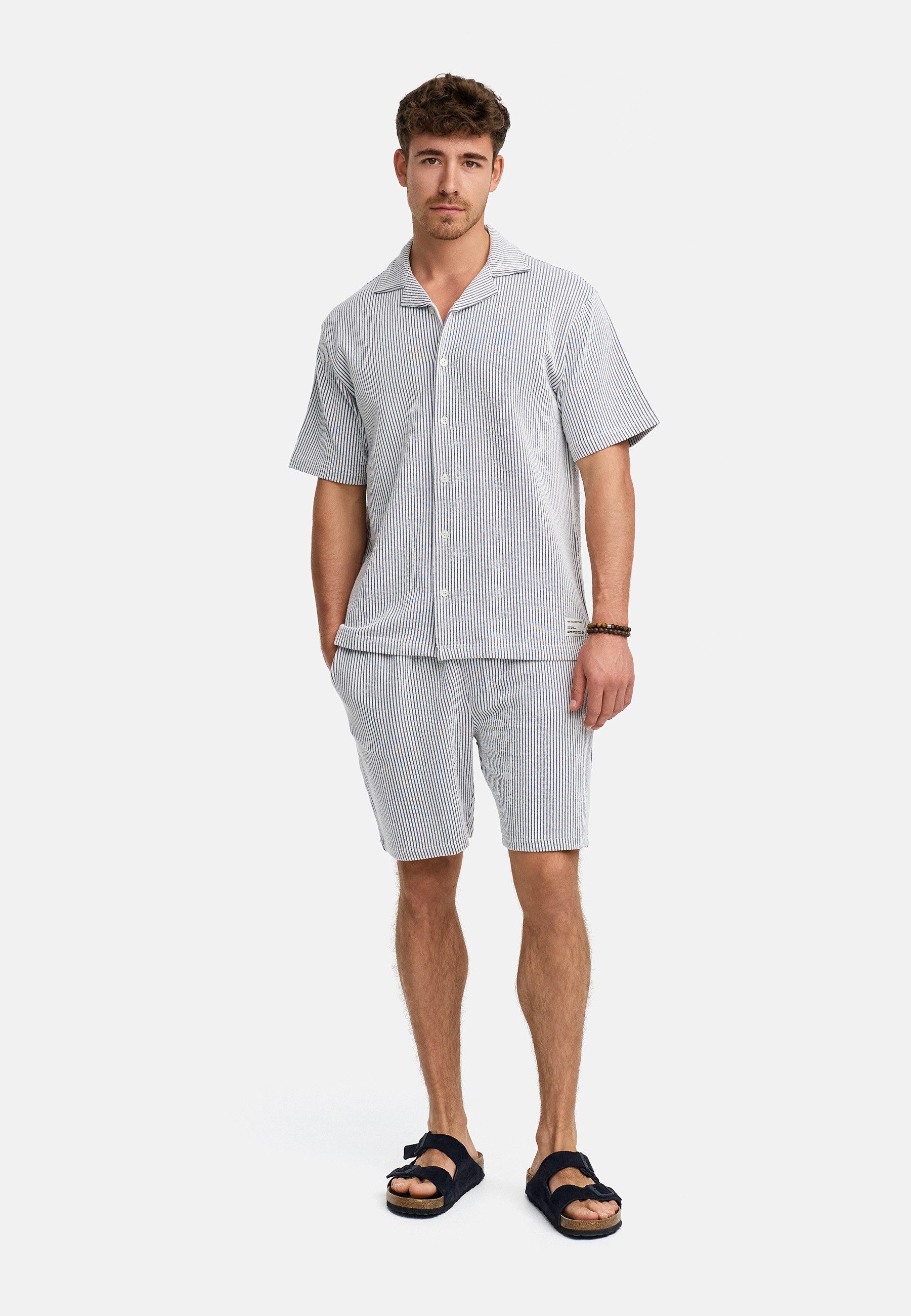 INDICODE Freizeitanzug Herren INLino Set Shirt Herrenshorts Set, aus hochwertigem Seersucker-Jersey