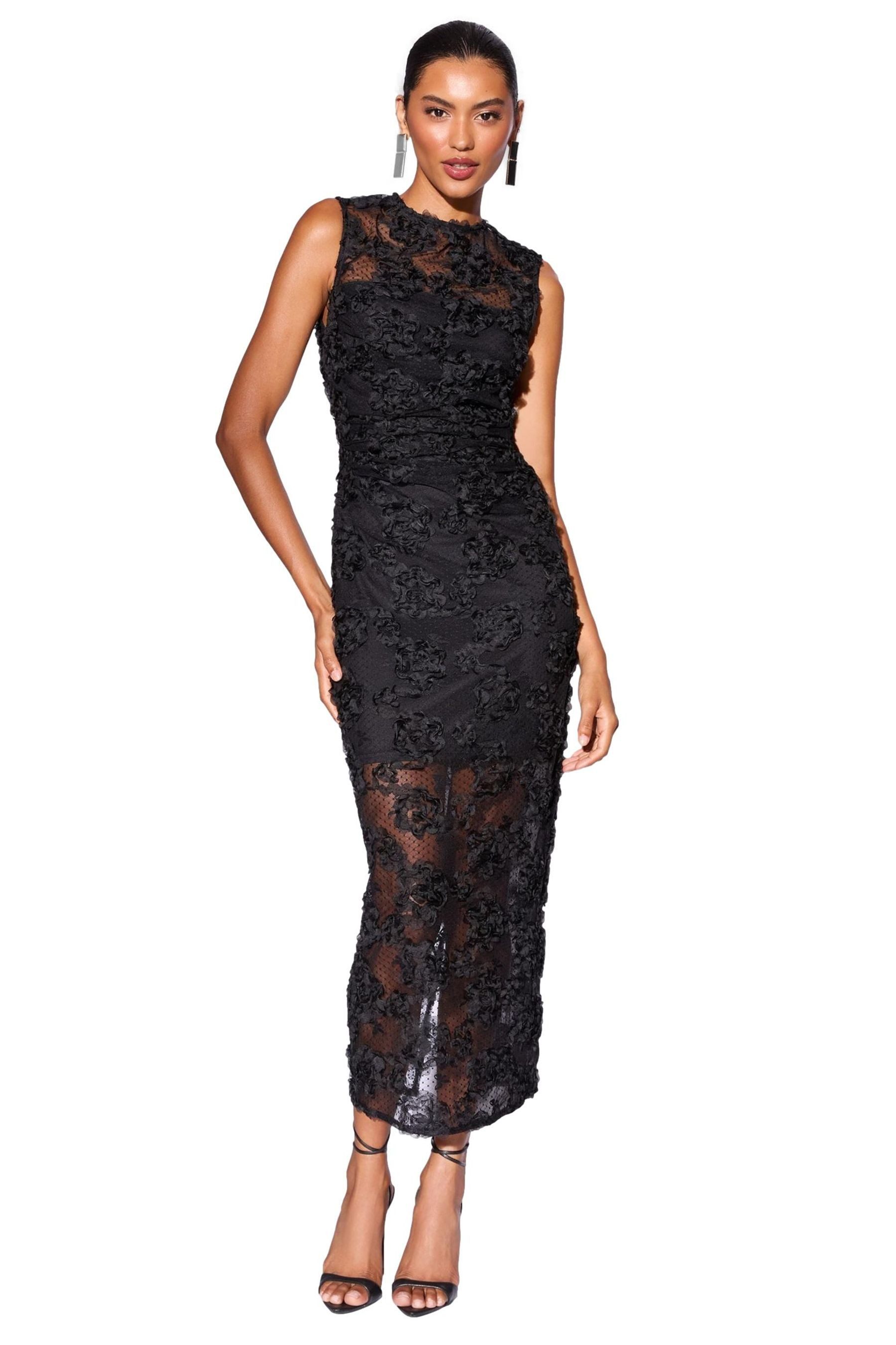 LIPSY Tüllkleid Lipsy Bodycon-Kleid mit 3D-Blumen Midaxi, Petite (1-tlg)