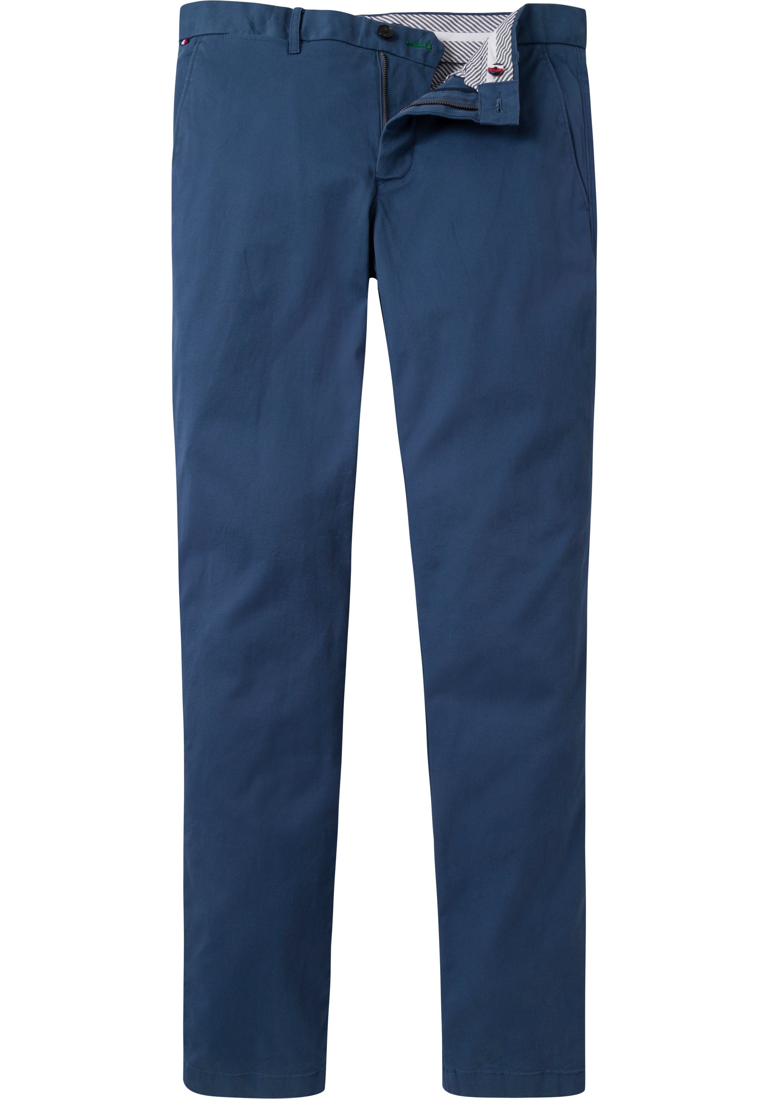 Chinohose dezenter CHINO Labelflag 1985 BLEECKER Hilfiger PIMA Tommy AegeanSea der COTTON mit Gesäßtasche über