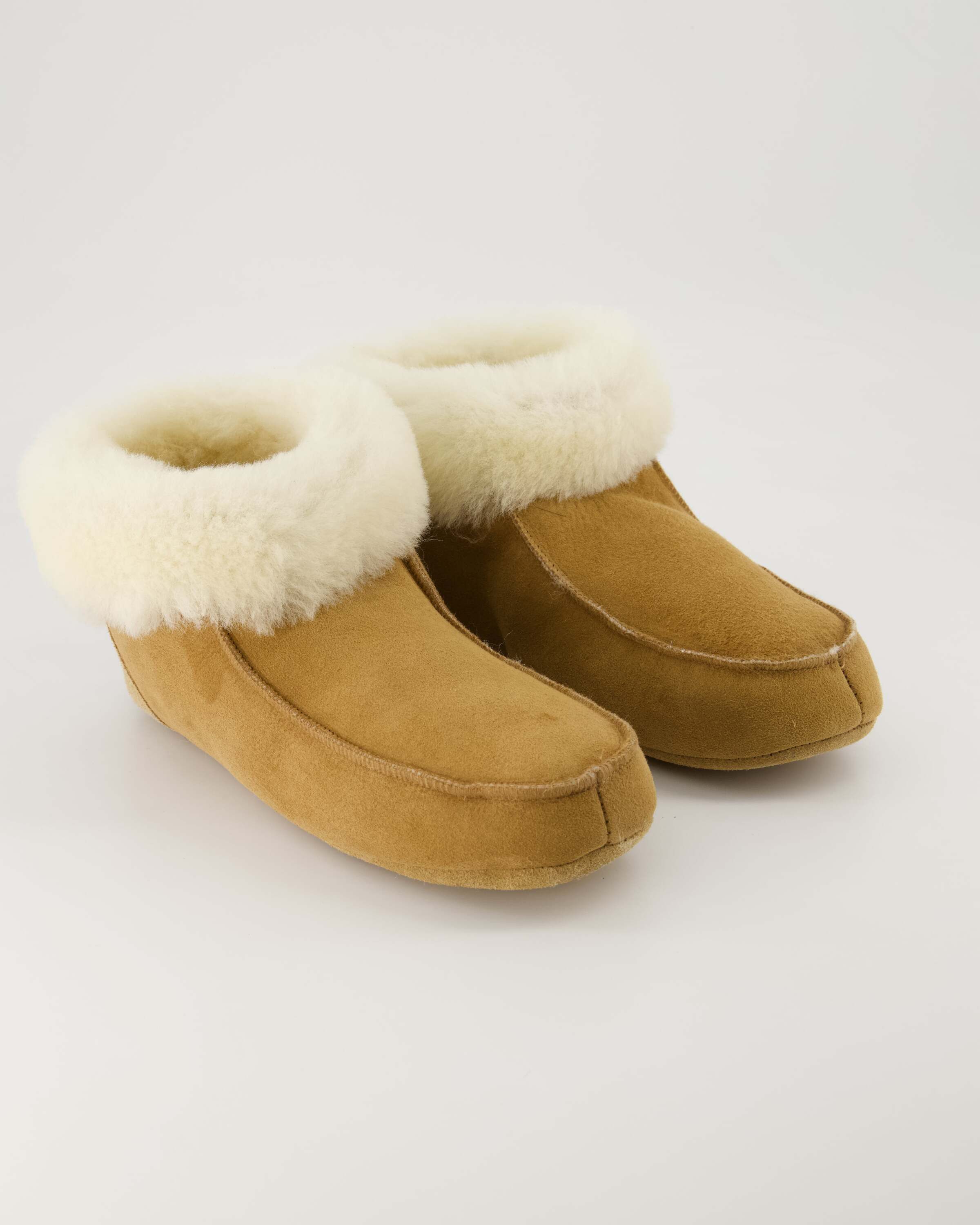 Fellhof Hüttenpatschen Plüsch Домашняя обувь Obermaterial: Leder