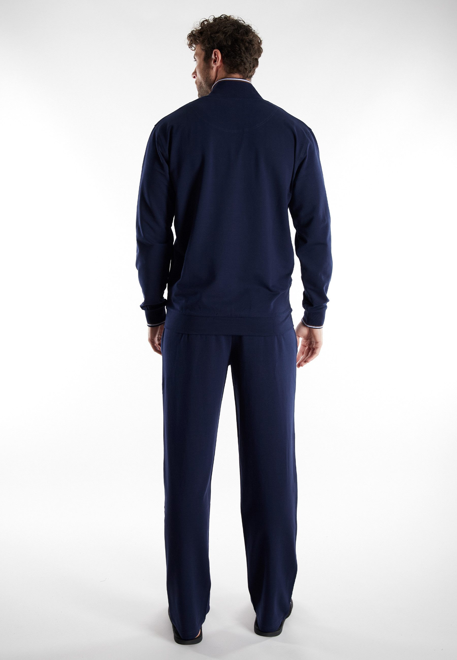 bugatti Loungeanzug Bologna (2 tlg) Langarm, lange Hose, mit Seitentaschen, mit Reißverschluss, bequem