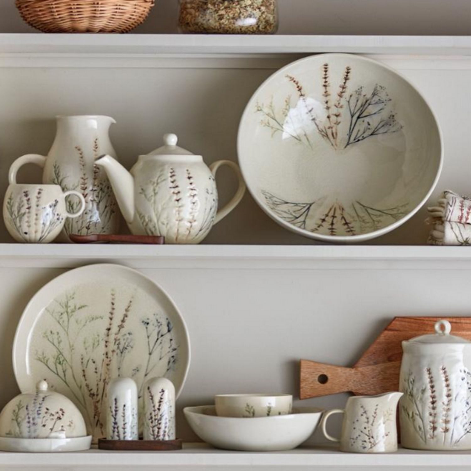 Bloomingville Tasse Bea, Steingut, Höhe: 10cm, Farbe: Naturfarben, Motiv: Zweige