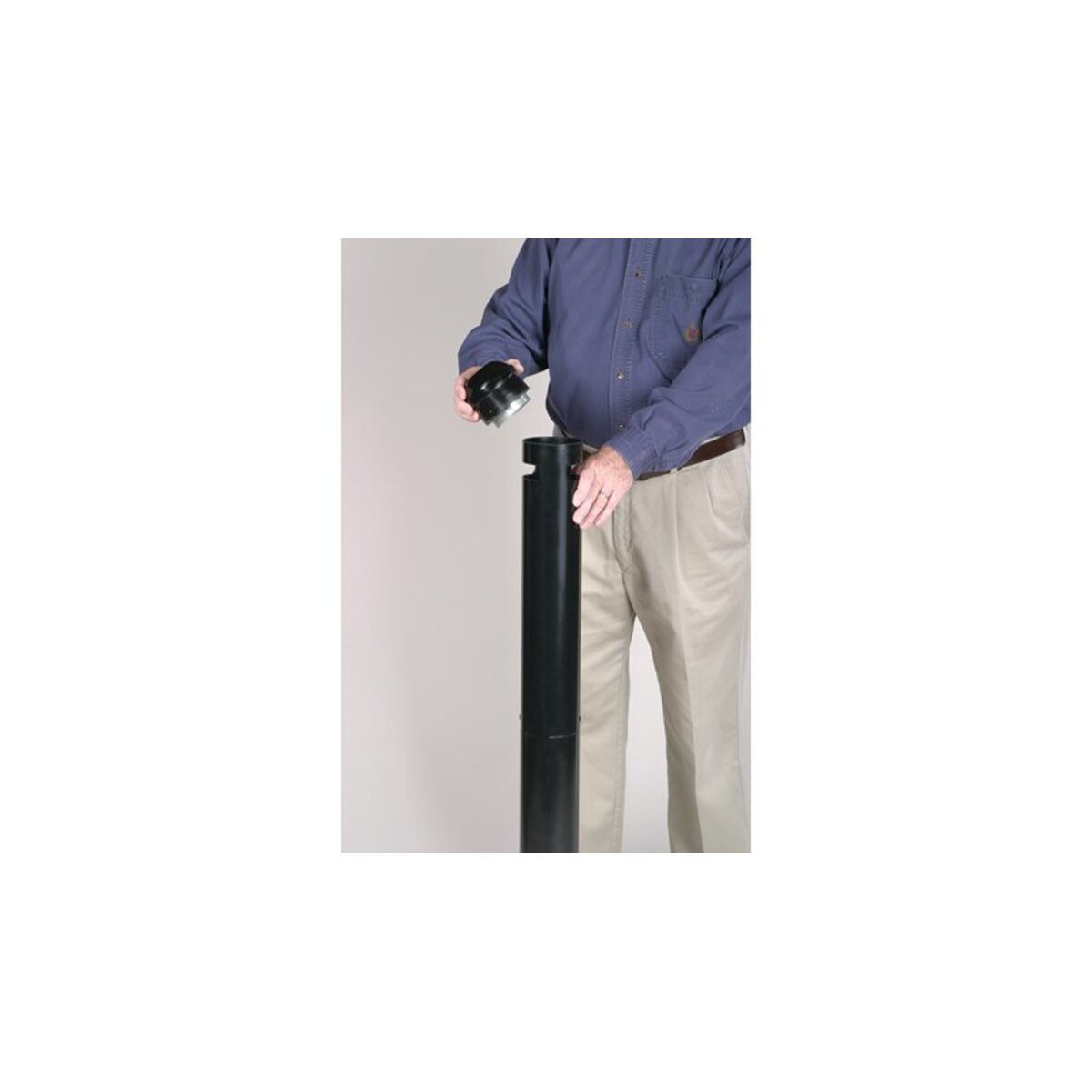 Rubbermaid Papierkorb Smokers' Pole - 104 x 32 cm schwarz.