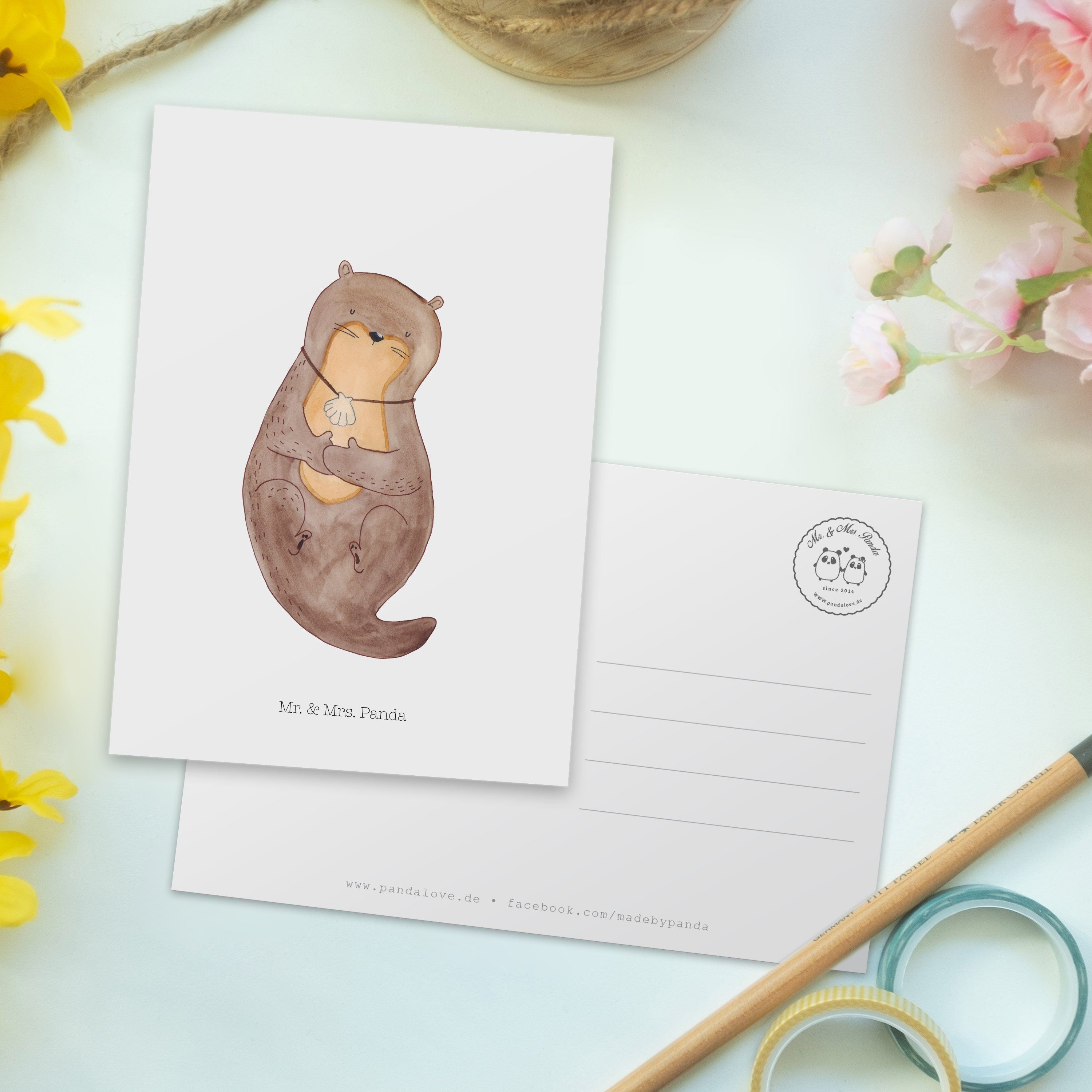 Mr. & Mrs. Panda Postkarte mit Weiß süß, - Einladun Muschelmedaillon - Otter Geschenk, Seeotter