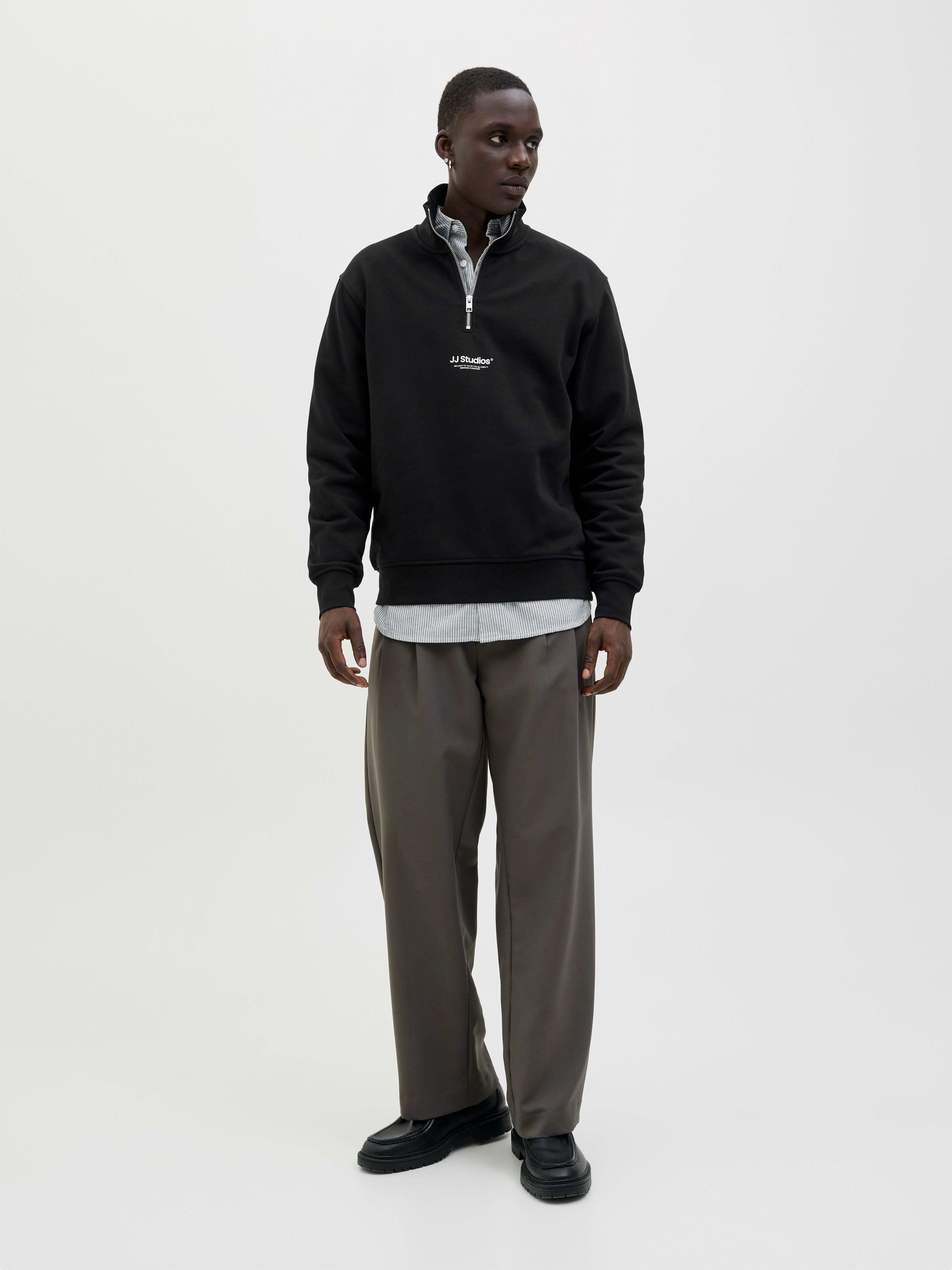 Jack & Jones Sweatshirt JJESOHO SWEAT QUARTER ZIP HN NOOS Baumwollmischung, relaxed fit – Bild 4 von 5