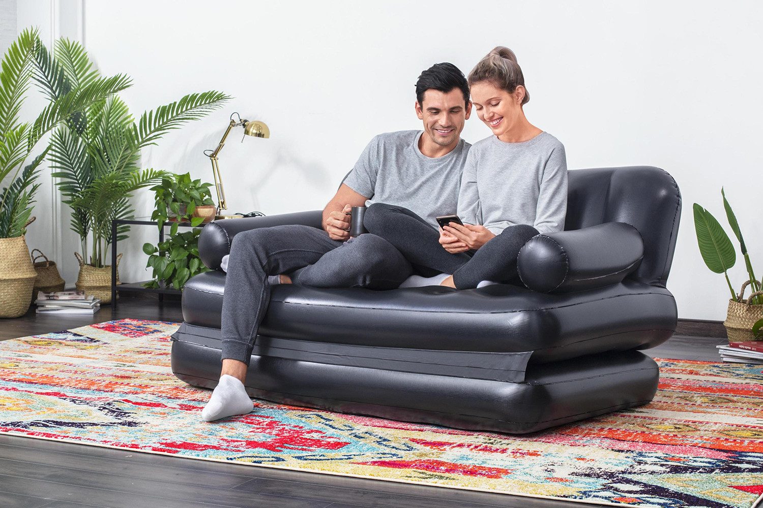 Bestway Luftbett Multi-Max™, (Packung, 1-tlg., 5-in-1 als Sofa, Doppelbett, Doppelliege - 188 x 152 x 64 cm), Komfortable Rücken- und Armlehne
