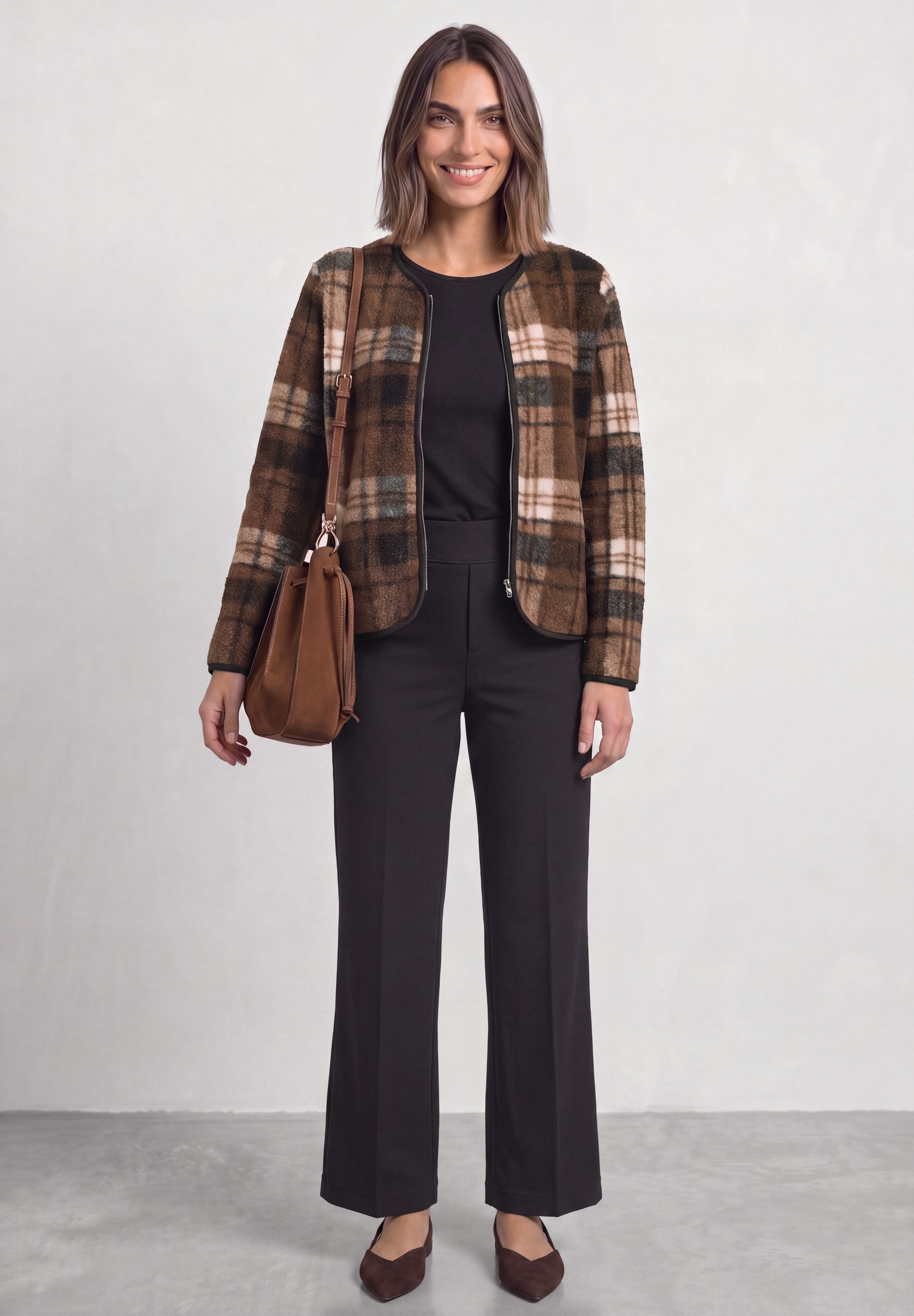 STREET ONE Fellimitatjacke mit allover Print – Bild 3 von 5