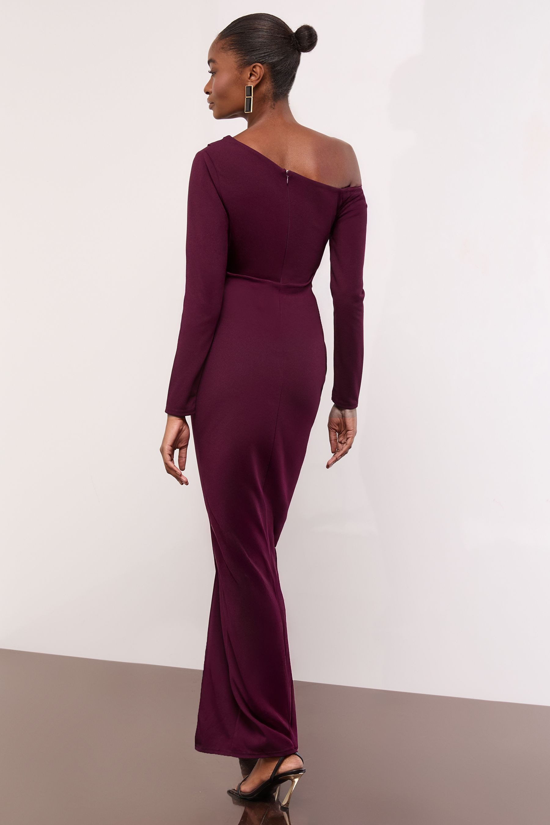LIPSY Maxikleid Lipsy Langärmeliges Maxikleid, Petite günstig online kaufen