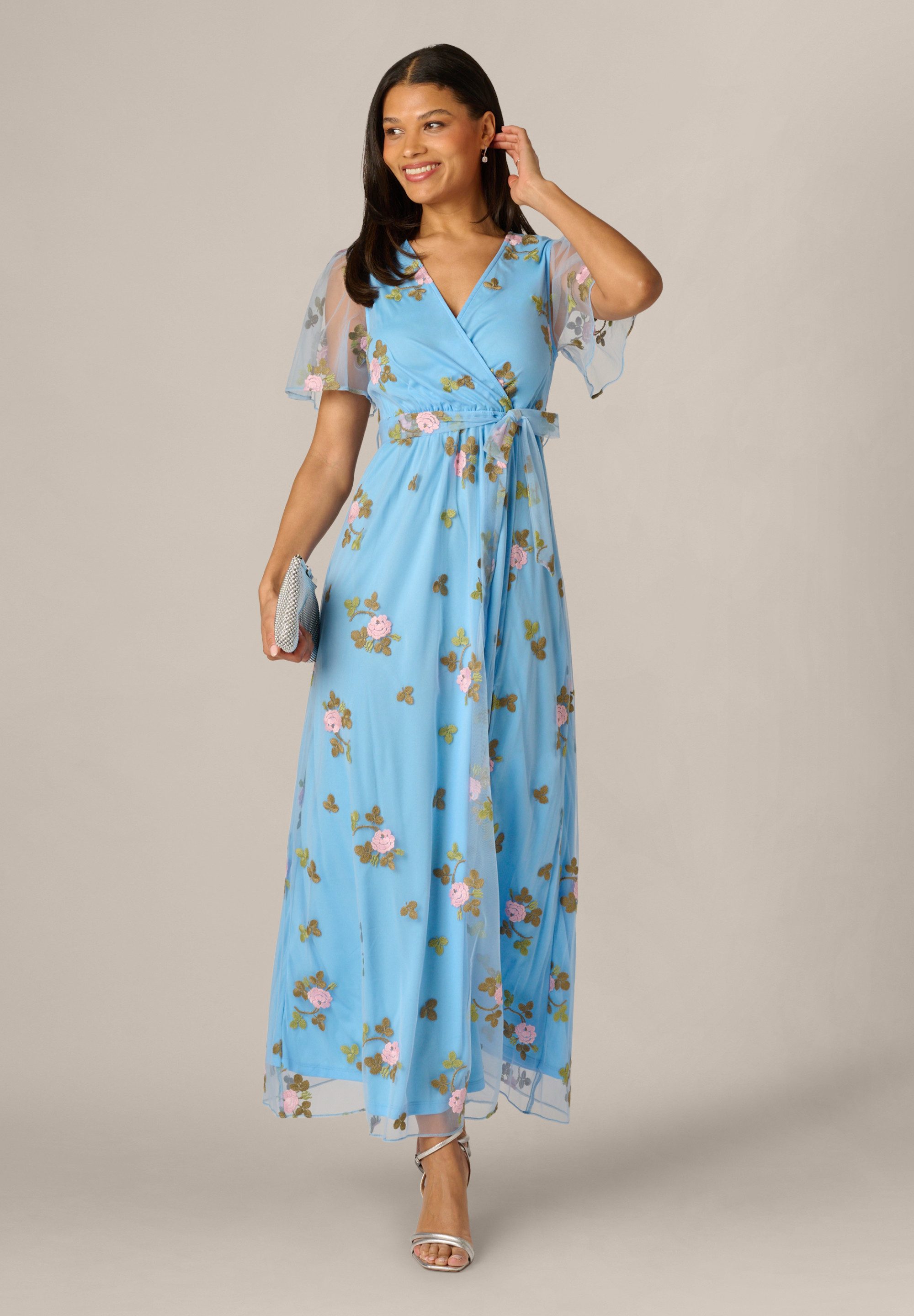 Adrianna Papell Maxikleid Embroidered Flutter Dress Tailliert, figurbetont, elegant