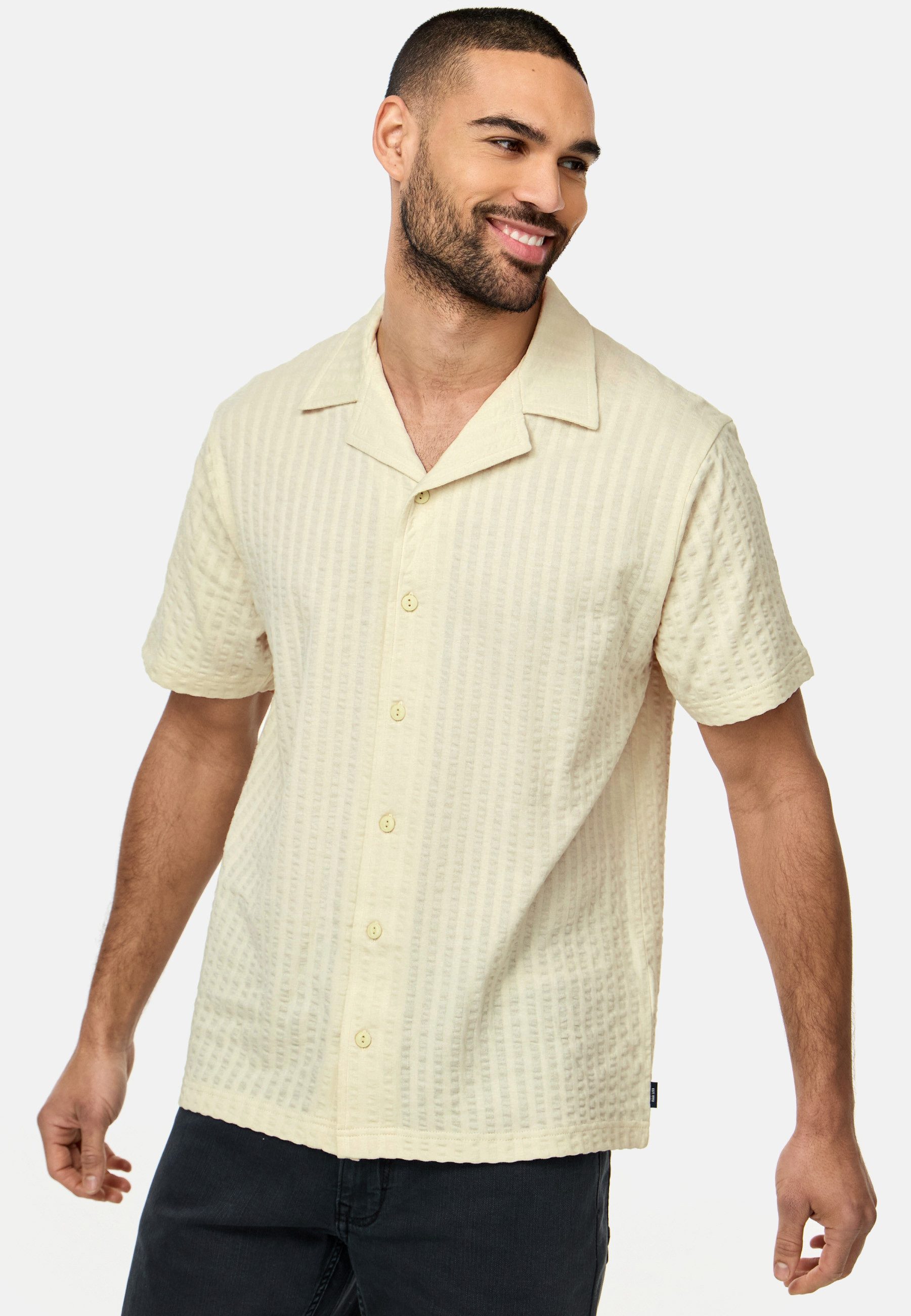 Indicode Kurzarmhemd Herren INCrepe Herrenhemd Kurzarm Strukturstoff für den perfekten Fit. Reduzierter Preis € 25,99. Unverbindliche Preisempfehlung € 44,99