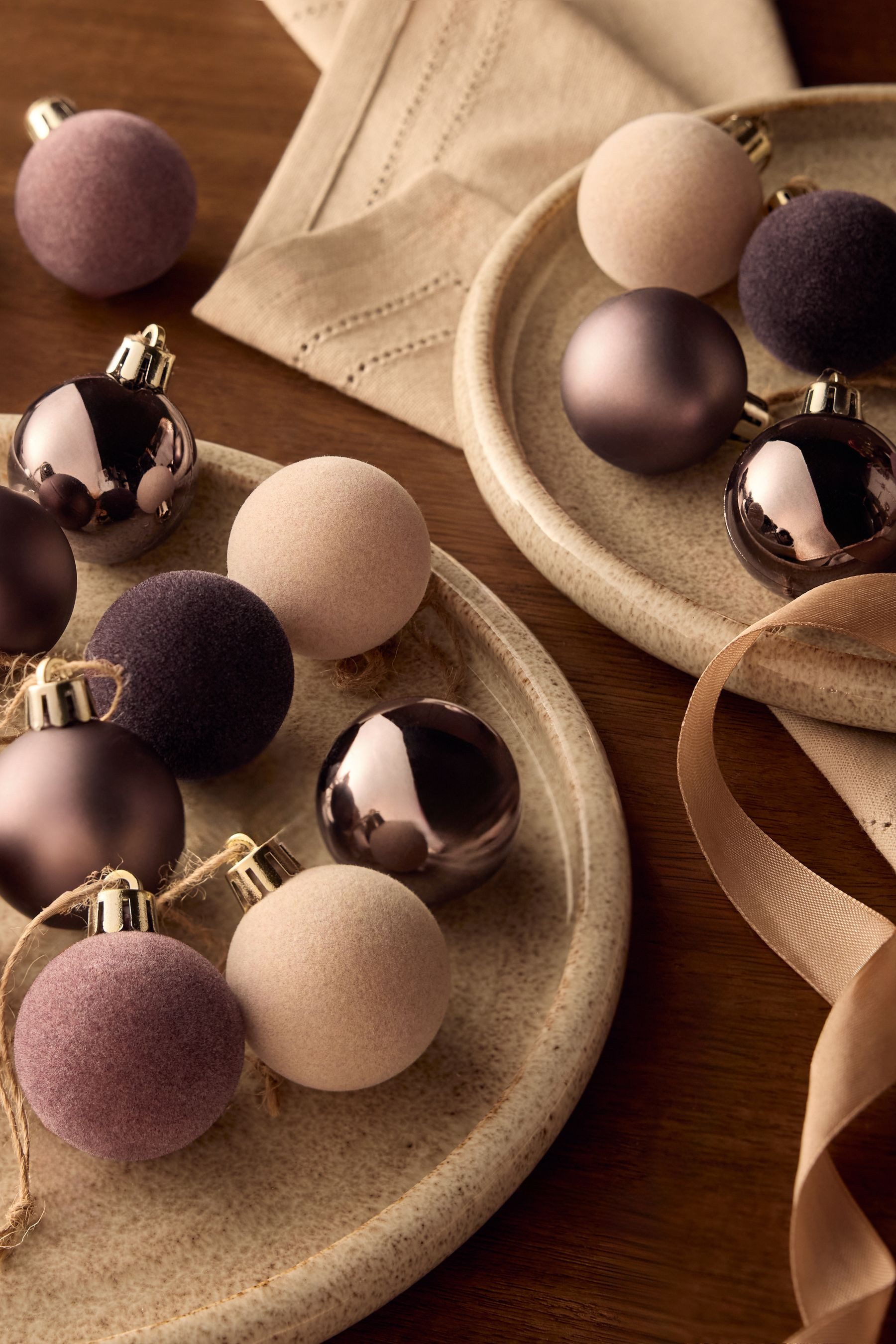 Next Dekokugel Kleine Weihnachtsbaumkugeln, 20er-Set