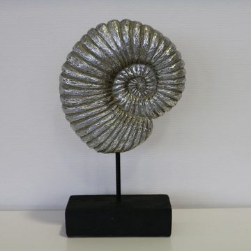 440s Dekoobjekt 440s Tabletop Ammonit Hilda Polyresin, silberfarben, H ca.28.5cm