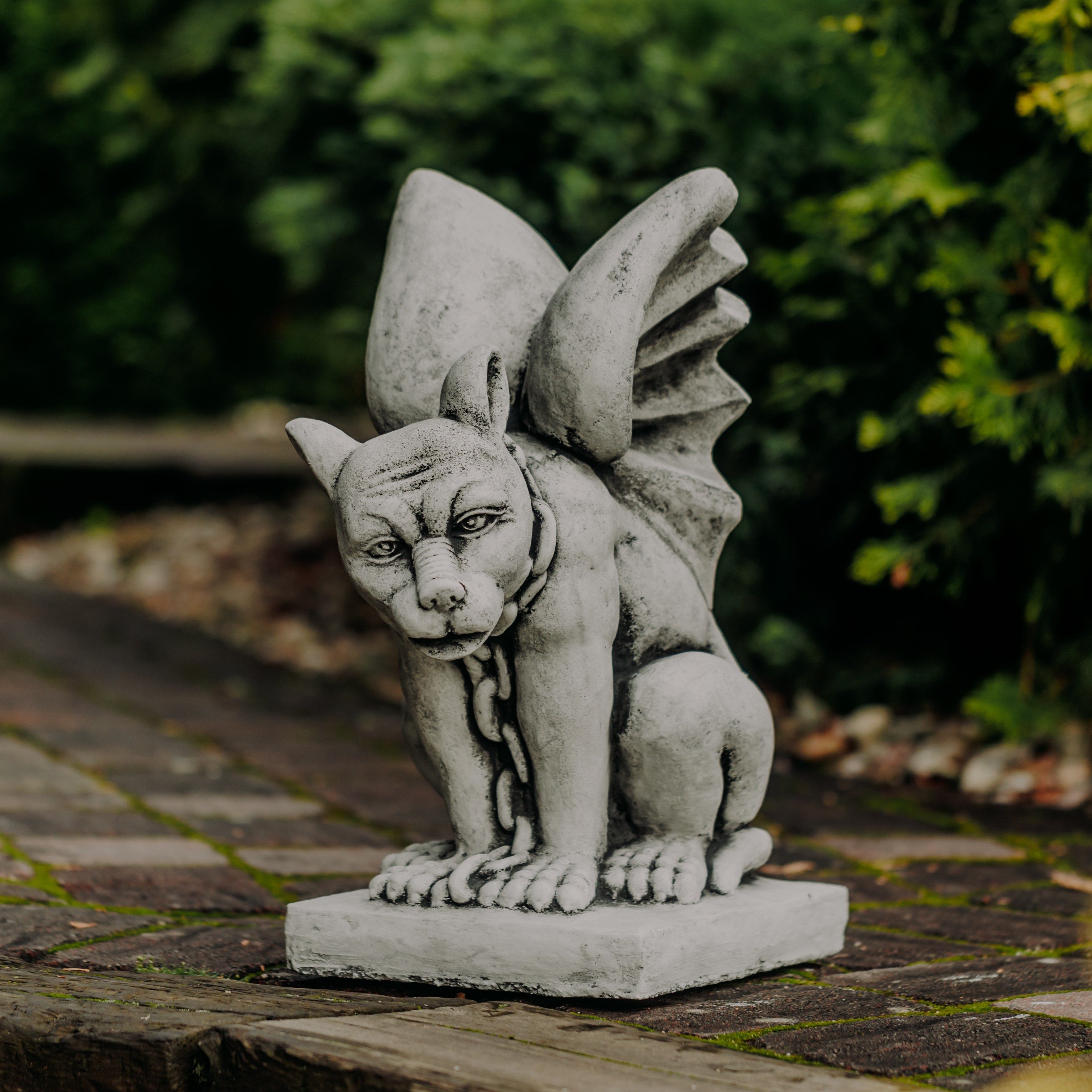 Gartenfigur Gargoyle Torwächer, Steinfigur, H. 48 cm, 33 kg