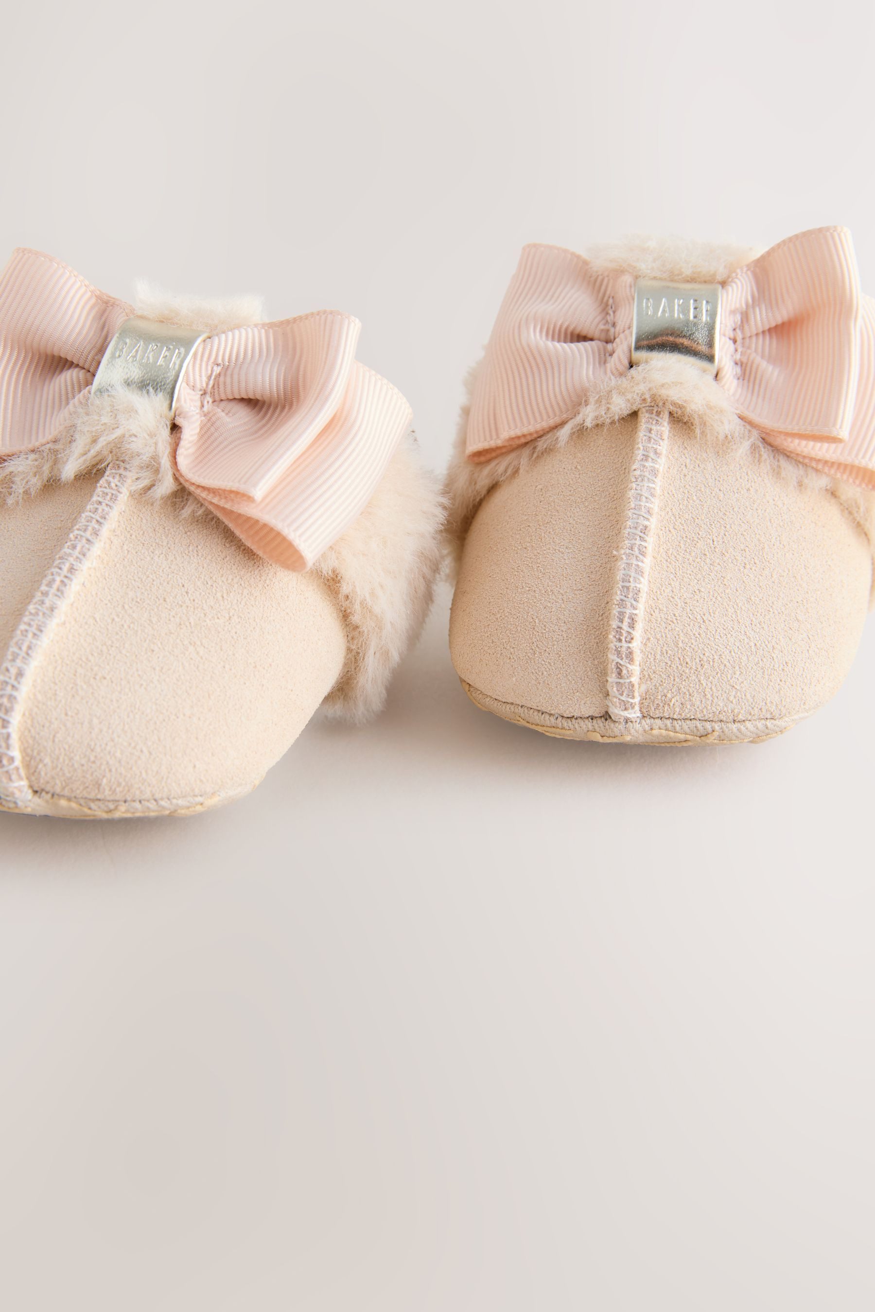 Baker by Ted Baker Baker by Ted Baker Baby Kunstfellpantoletten Pantolette (1-tlg)