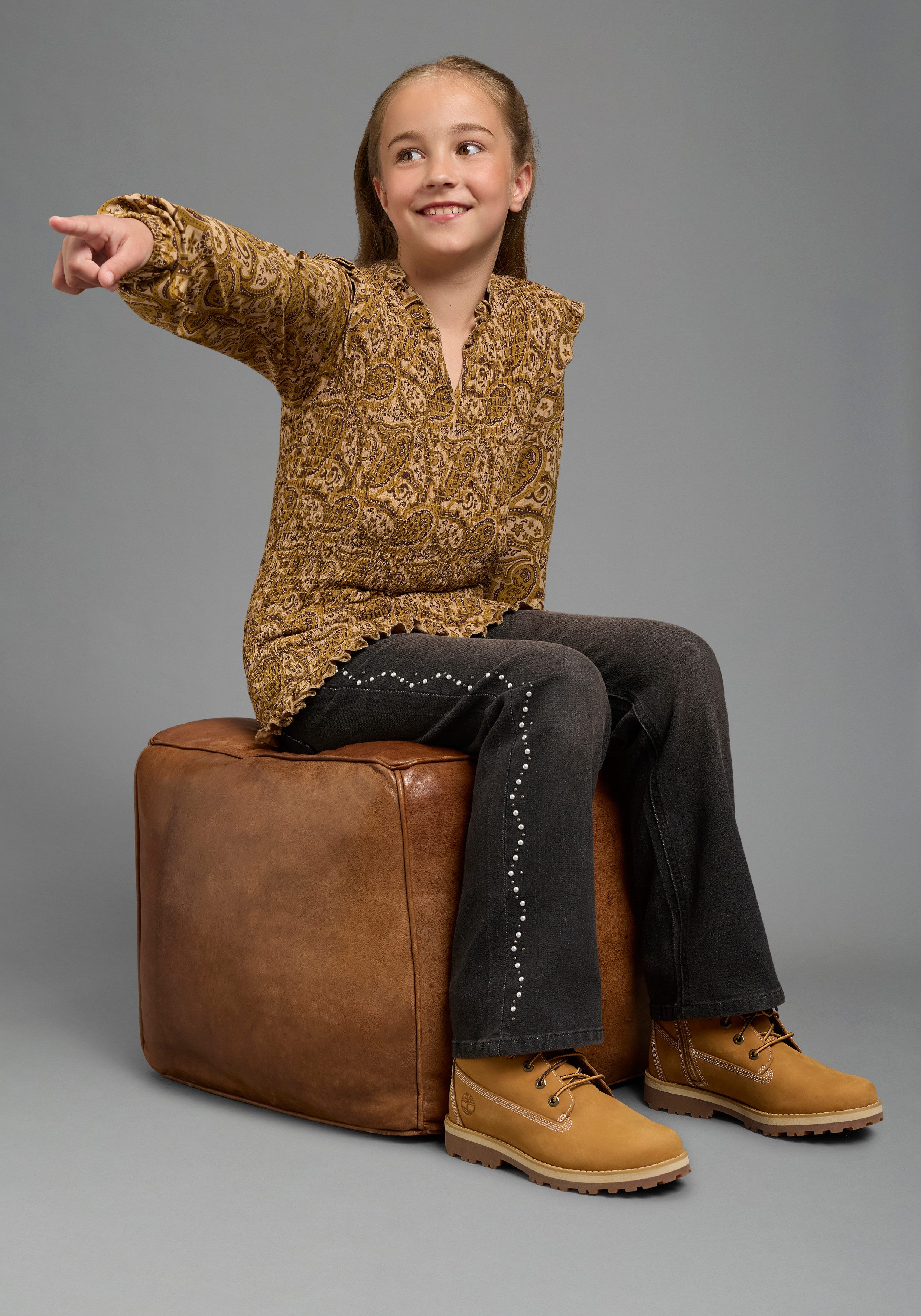 Zum Outfit 10