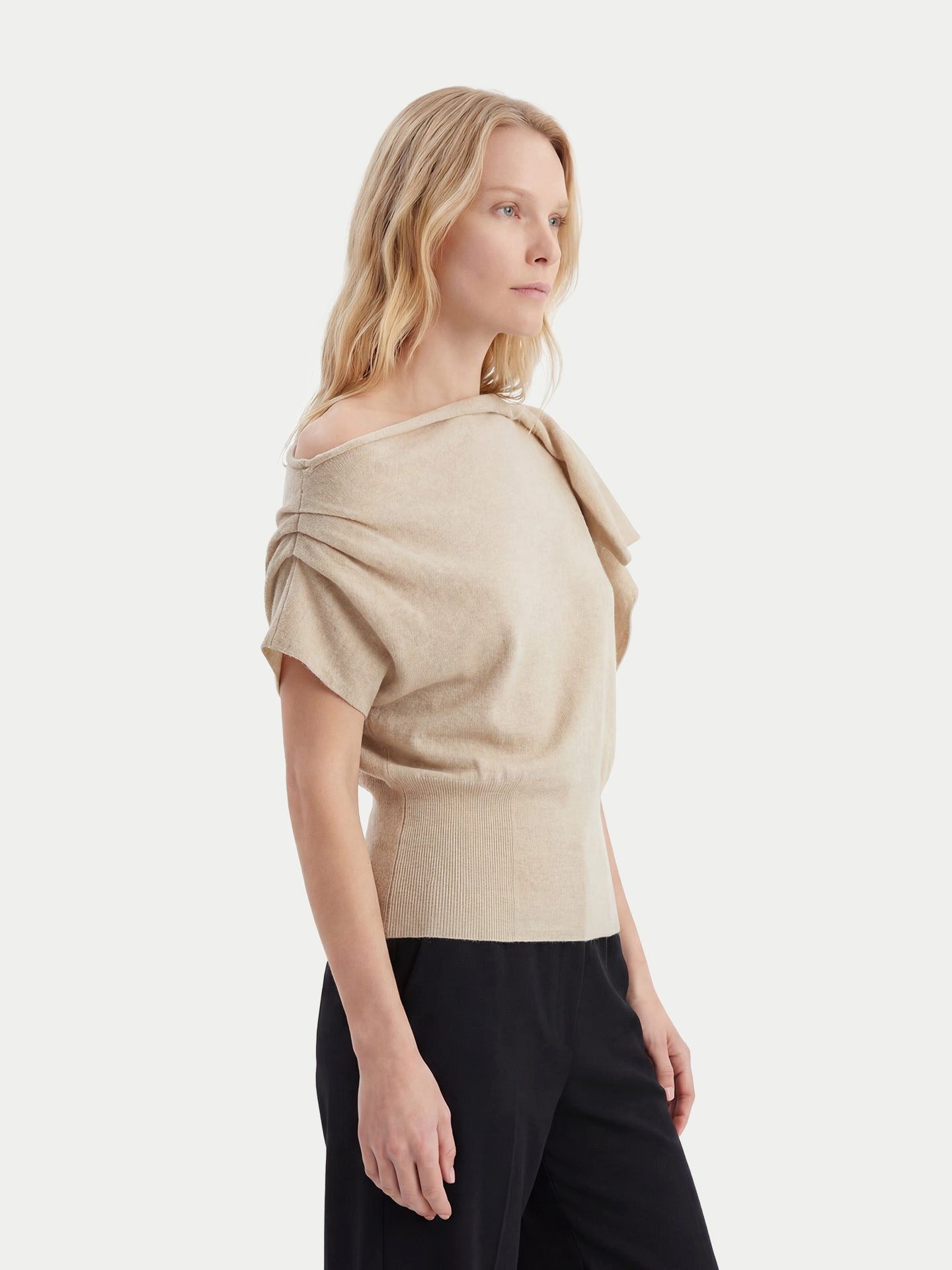 GOBI Cashmere Stricktop Asymmetrisches Kaschmir-Top
