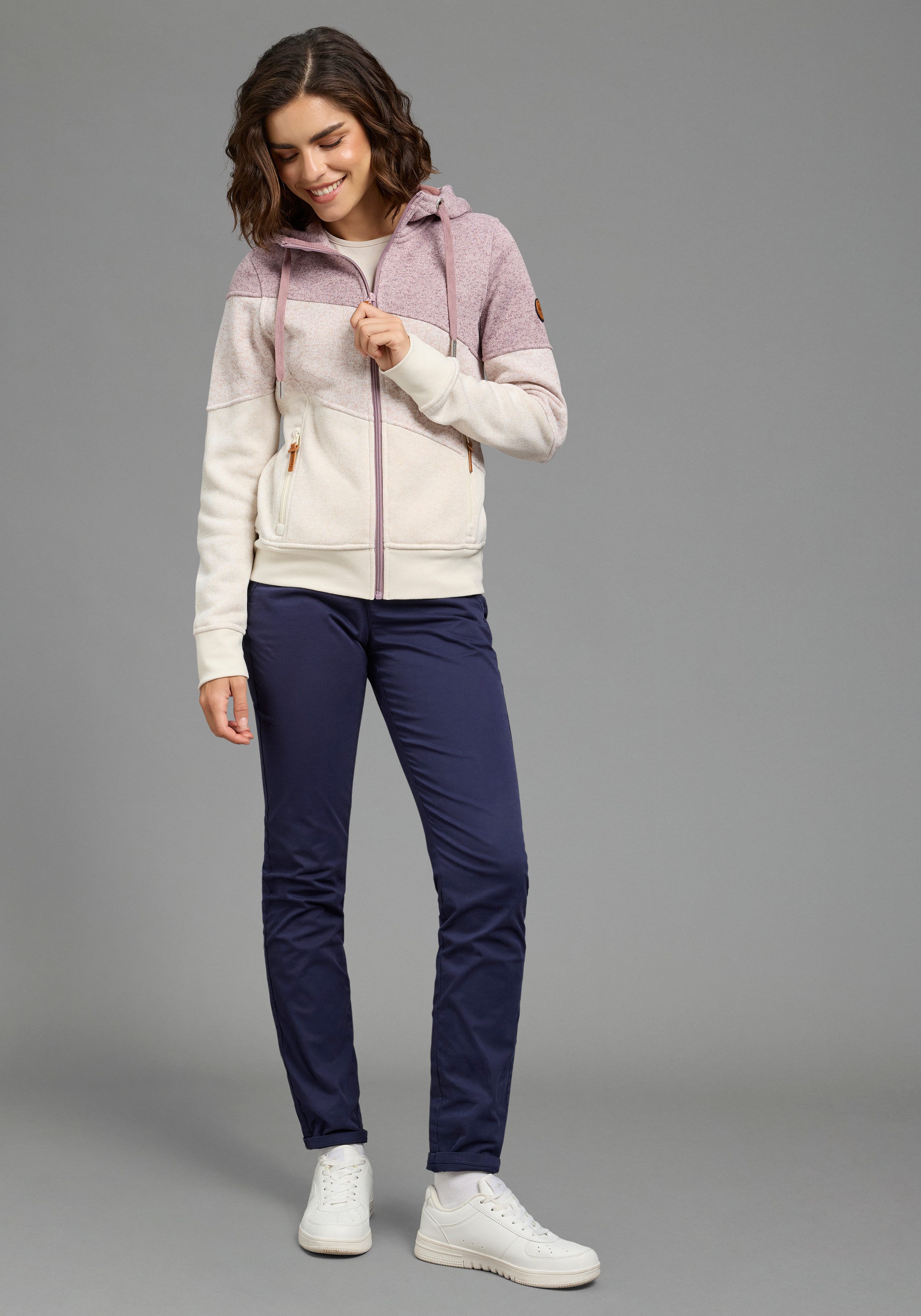 Zum Outfit 5