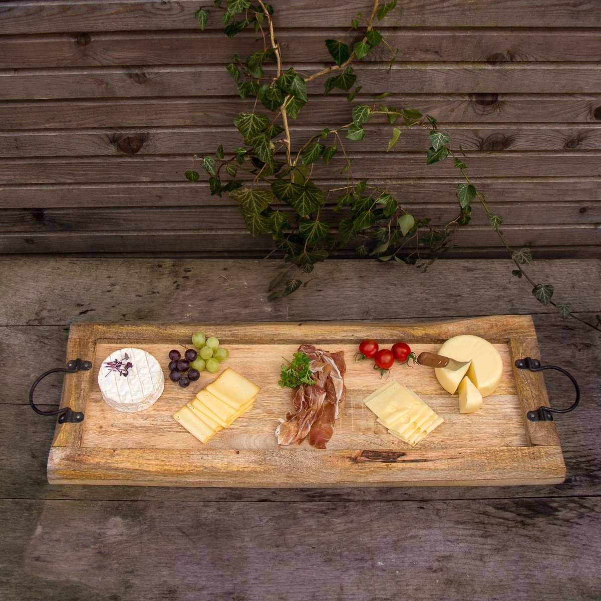 Antikas Wanddekoobjekt Tablett aus Massivholz, Rustikales Servierbrett mit günstig online kaufen