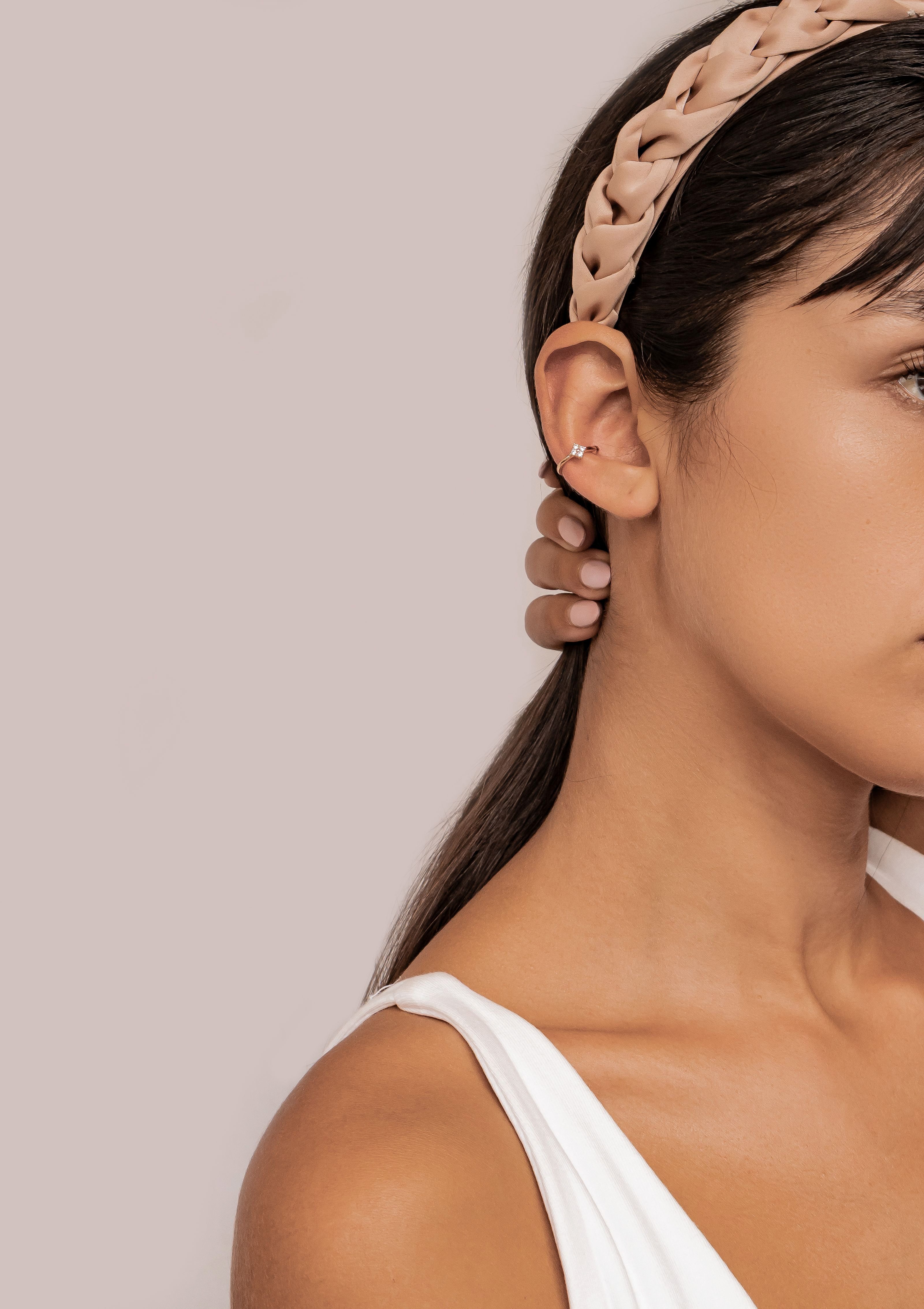 Hey Happiness Ohrklemme Flora & Fauna, aus 925 Silber vergoldet, Schmetterling und Blumen Ohrringe ohne Loch, Damen Ear Cuff