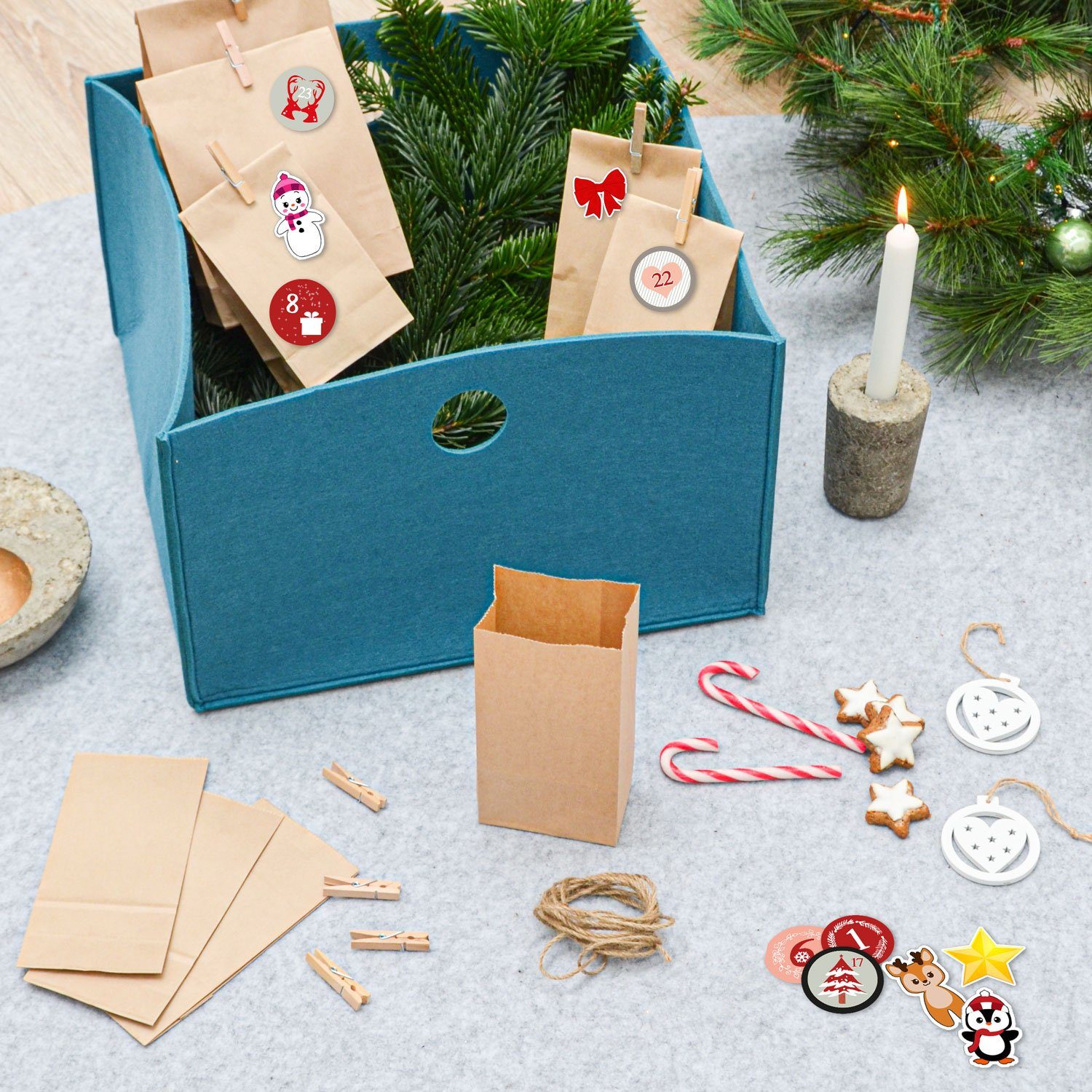 DuneDesign befüllbarer Adventskalender DIY Adventskalender Bastelset mit 24 Papiertüten, Mit Stickern Klammern und Schnur zum Befüllen und Gestalten – Bild 4 von 5