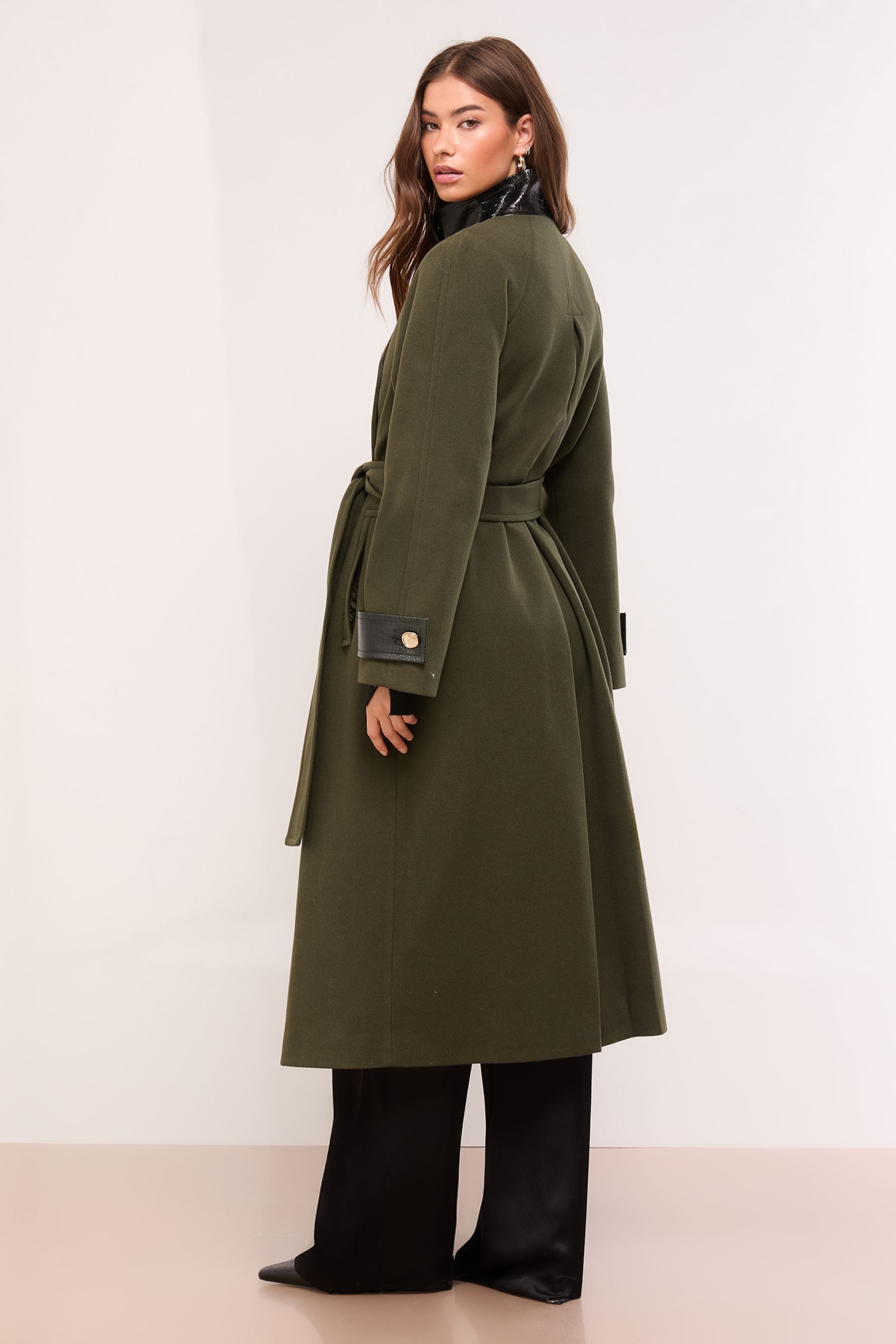 LIPSY Langmantel Lipsy Langer Mantel in Kroko-Optik, Petite (1-tlg) günstig online kaufen