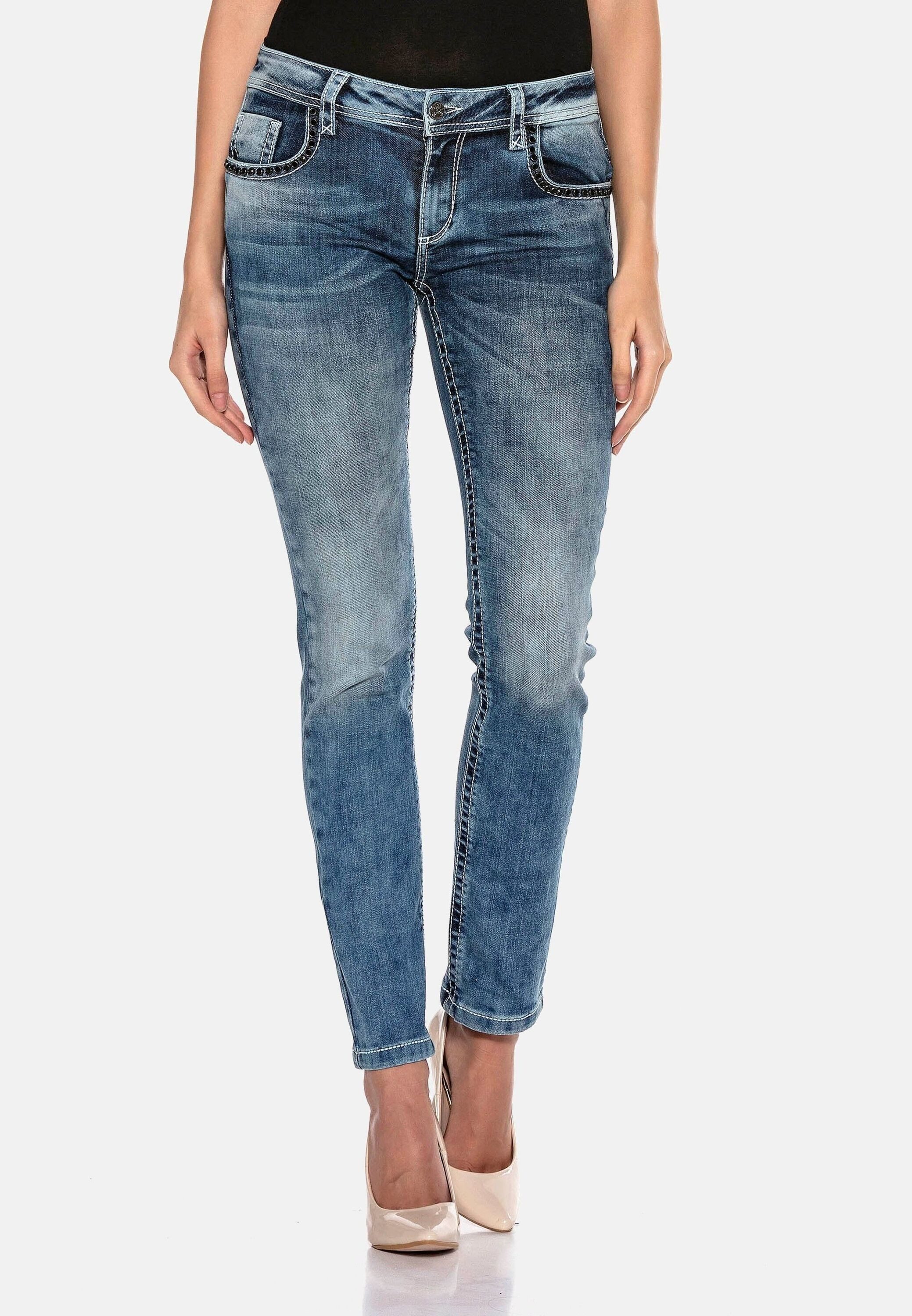 Cipo & Baxx Slim-fit-Jeans Jeans mit Flügel Design, WD401