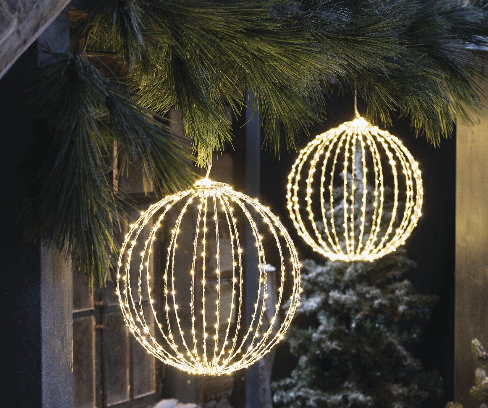 Dekoleidenschaft LED Kugelleuchte "Shine" Kugel aus Metall silber mit ca. 3 günstig online kaufen