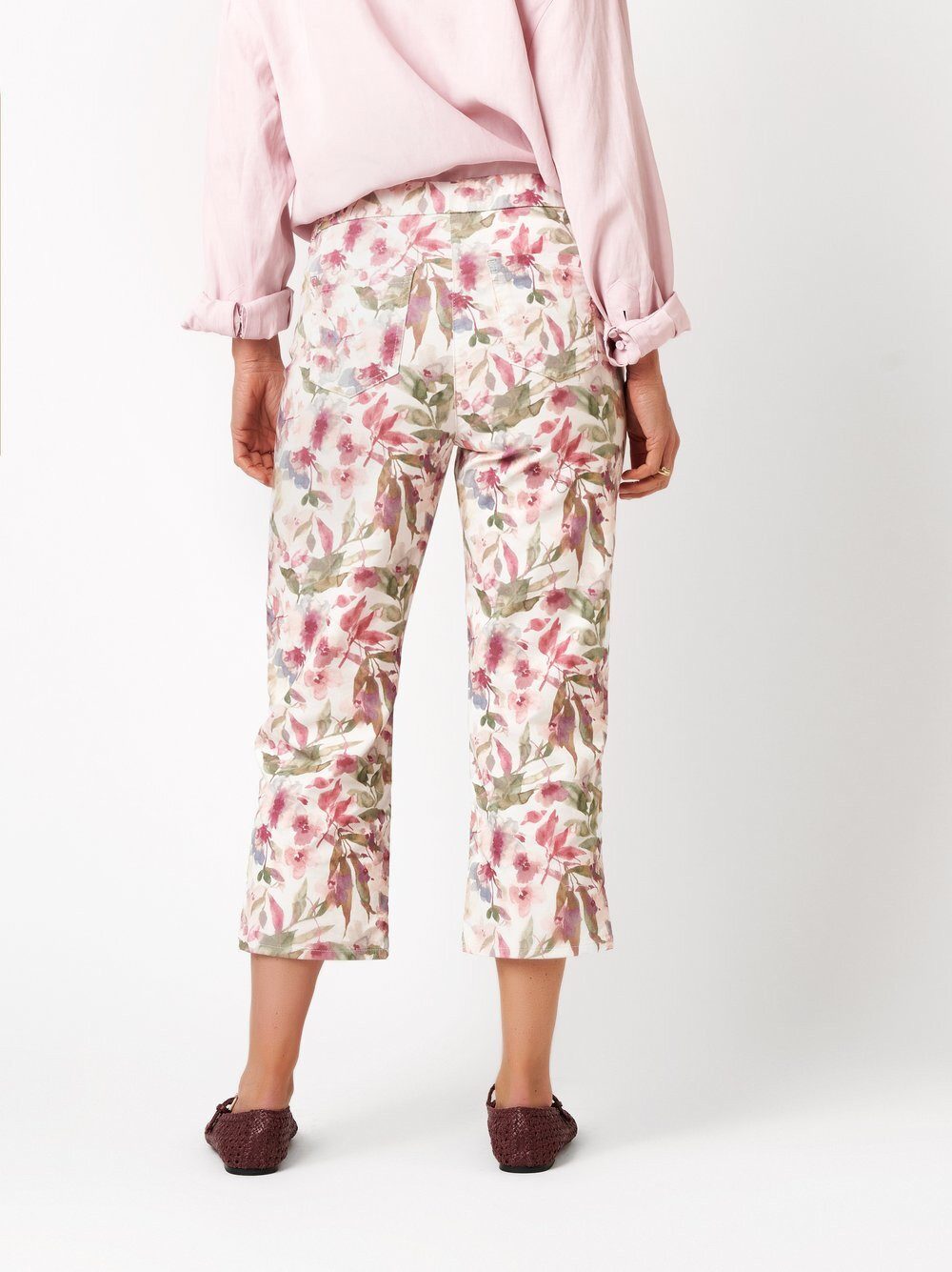 Relaxed by TONI Palazzohose Scarlet 3/4 mit Blütenprint