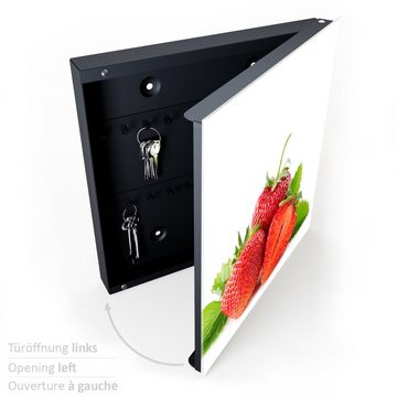 Primedeco Schlüsselkasten Magnetpinnwand mit Glasfront Drei Erdbeeren mit Blättern (1 St)