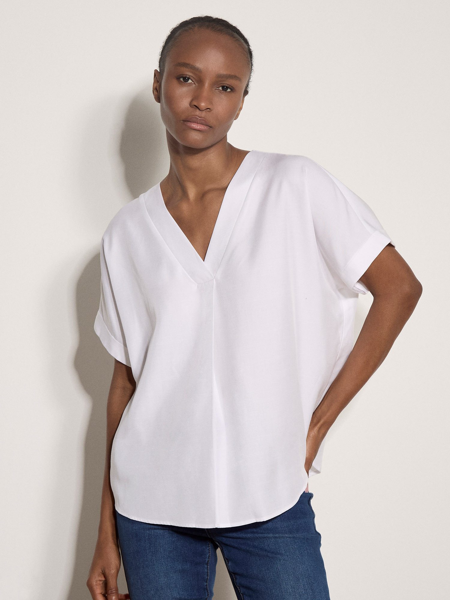 Apricot Blusenshirt Plissierte Bluse mit V-Ausschnitt