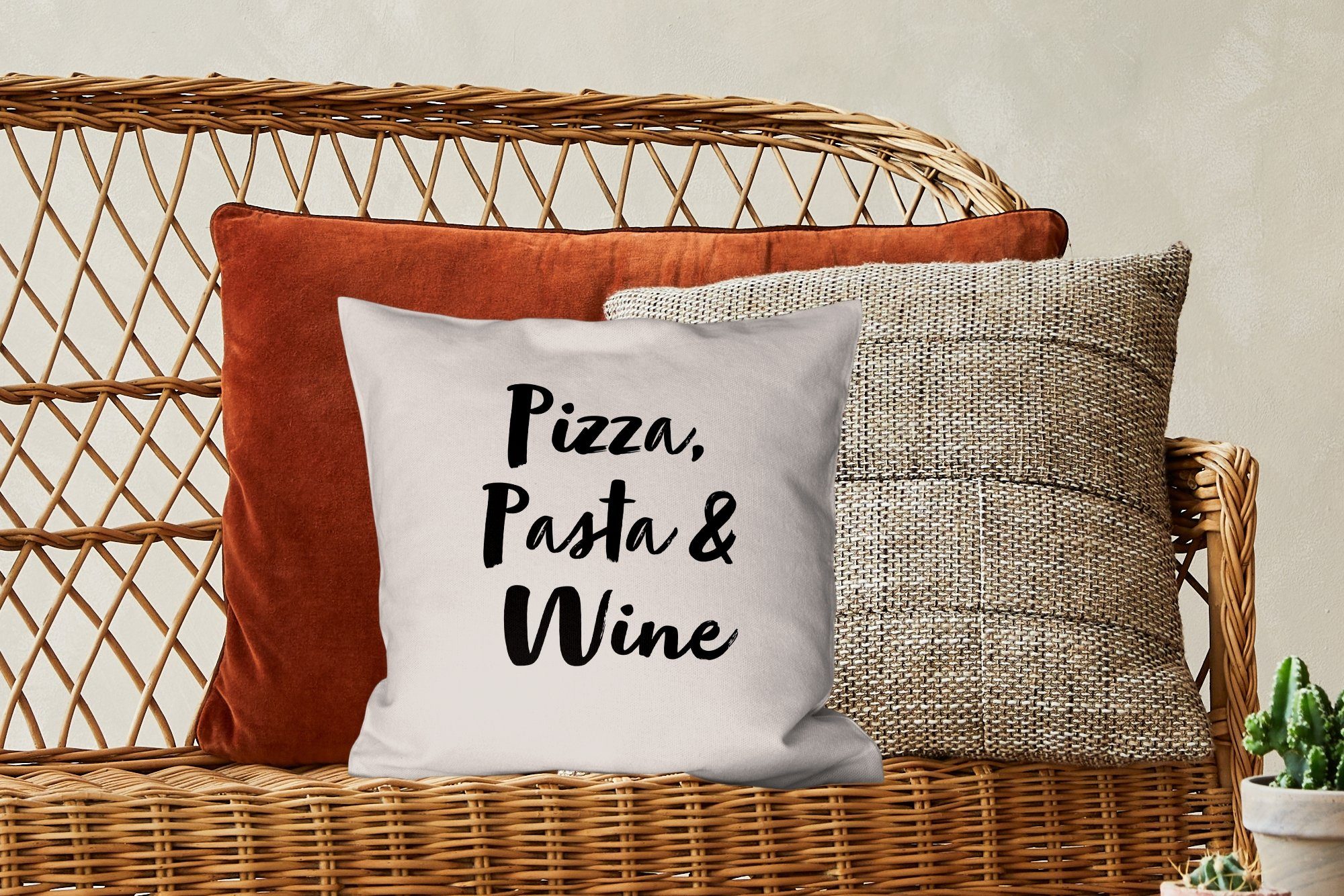 Pizza, Wohzimmer, mit -, Sofakissen Füllung Zierkissen - - MuchoWow Dekokissen - Wein Sprichwörter Deko, Zitate für Pasta Pizzaliebhaber Schlafzimmer, &