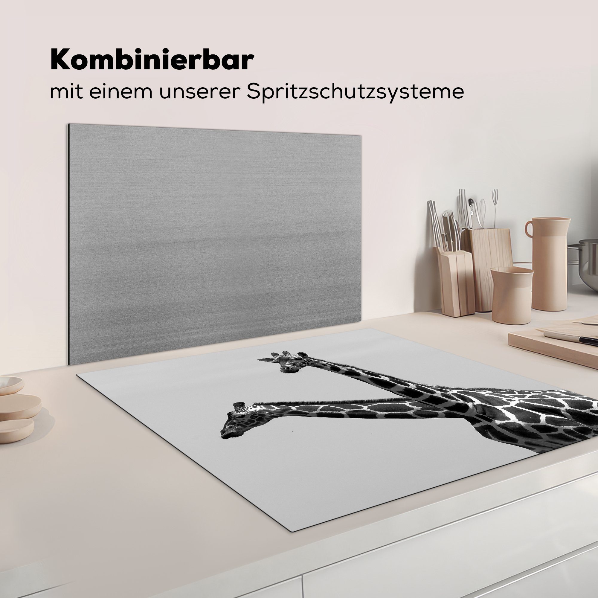 küche Herdblende-/Abdeckplatte Zwei Schwarz Weiß, (1 78x78 tlg), für in und cm, Vinyl, Ceranfeldabdeckung, Giraffen Arbeitsplatte MuchoWow