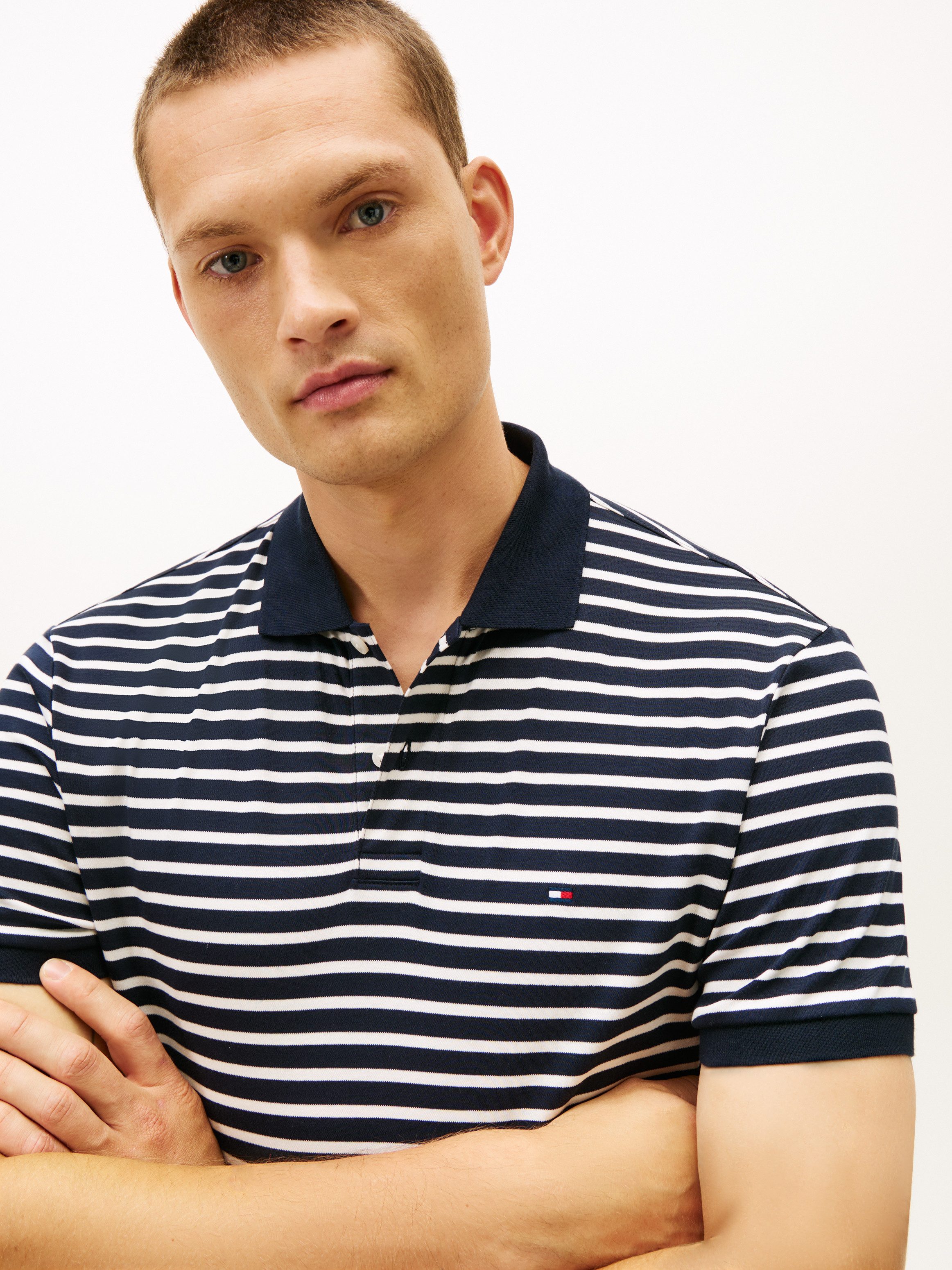 Tommy Hilfiger Poloshirt LIQUID COTTON REG SEASONAL POLO mit Logostickerei günstig online kaufen
