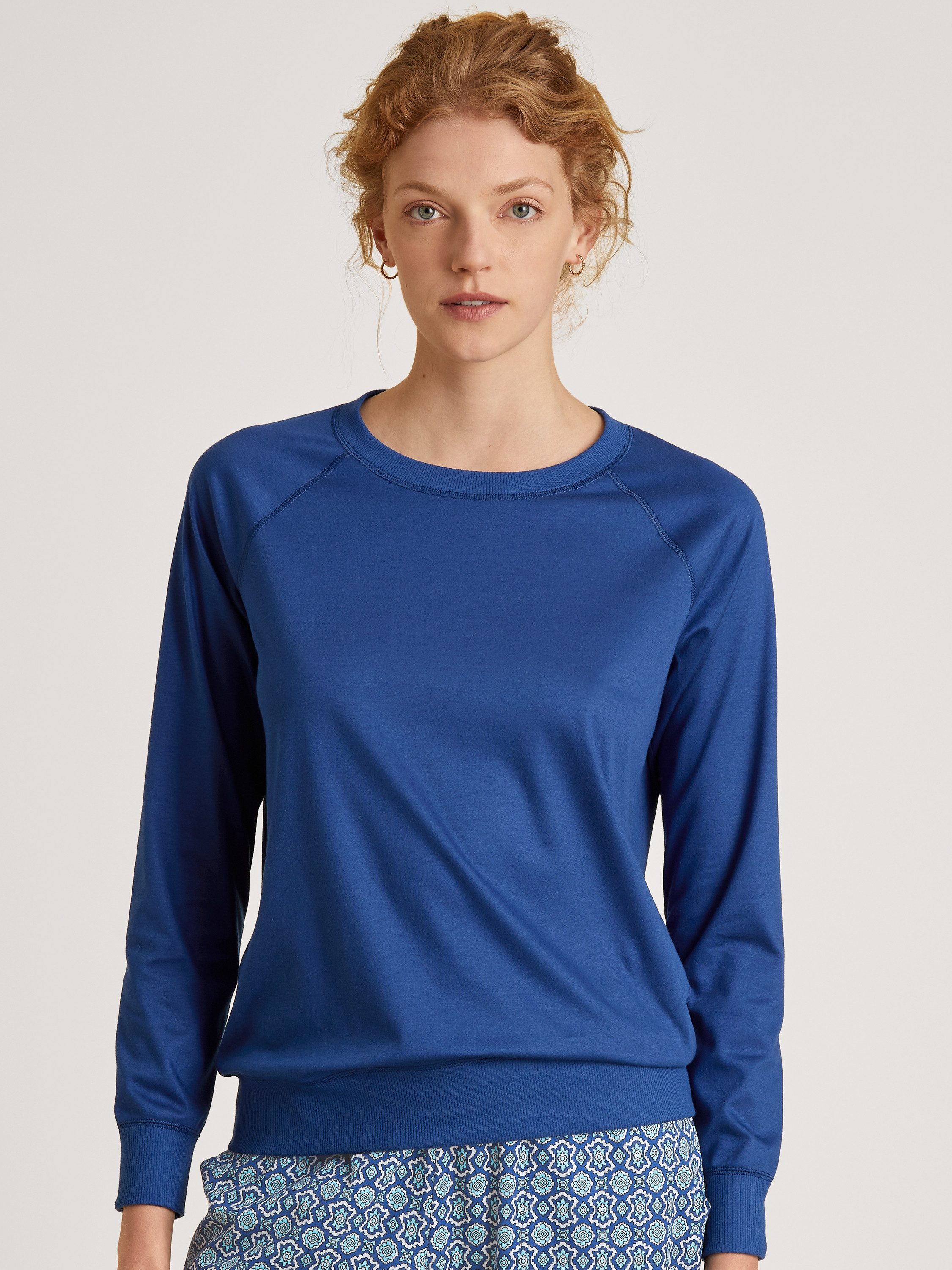 CALIDA Langarmshirt Favourites Damen (1-tlg) mit Rundhalsausschnitt, aus hochwertiger Baumwolle