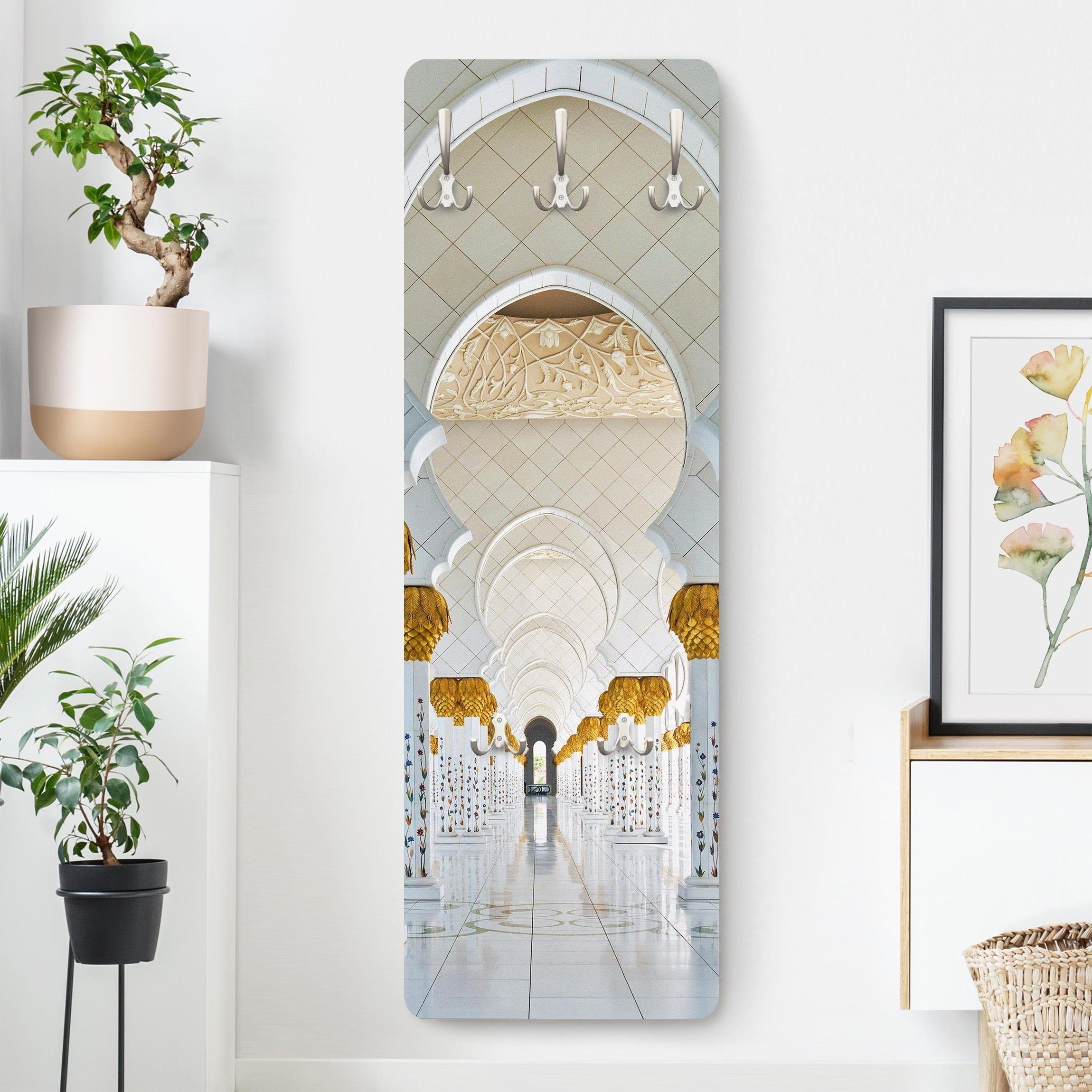 Bilderdepot24 Garderobenpaneel weiss Orientalisch Spirituell Städte Skyline Moschee in Abu Dhabi (ausgefallenes Flur Wandpaneel mit Garderobenhaken Kleiderhaken hängend), moderne Wandgarderobe - Flurgarderobe im schmalen Hakenpaneel Design