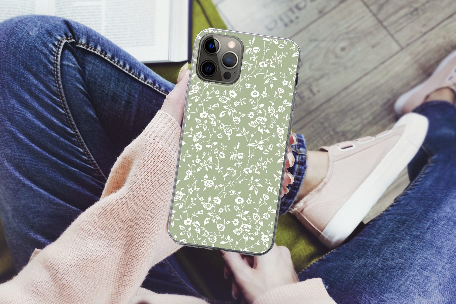 MuchoWow Handyhülle für Apple iPhone 13 Pro Max Blumen - Druck - Grün - Weiß, Smartphone-Bumper, Print, Handy Schutzhülle Dünn
