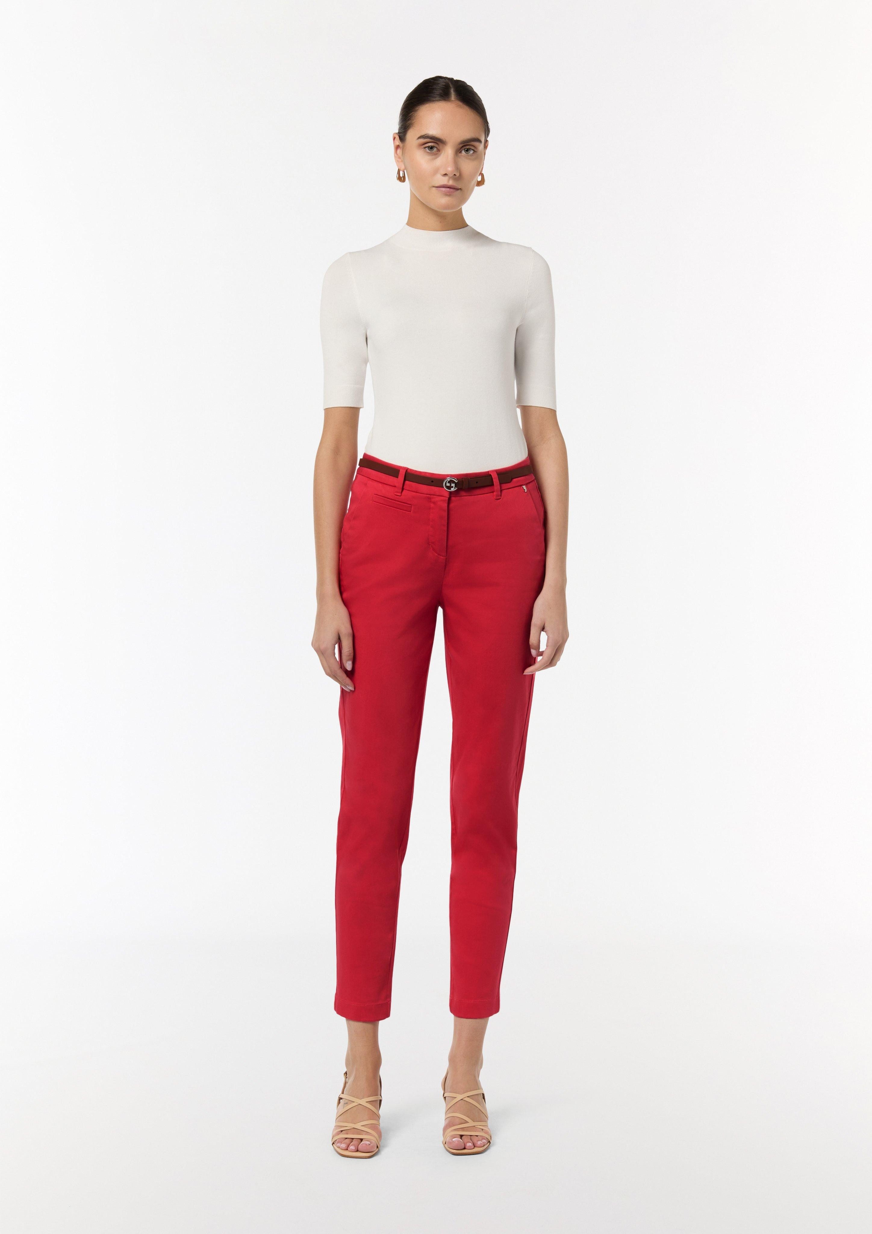 7/8-Hose Chino mit integriertem Gürtel