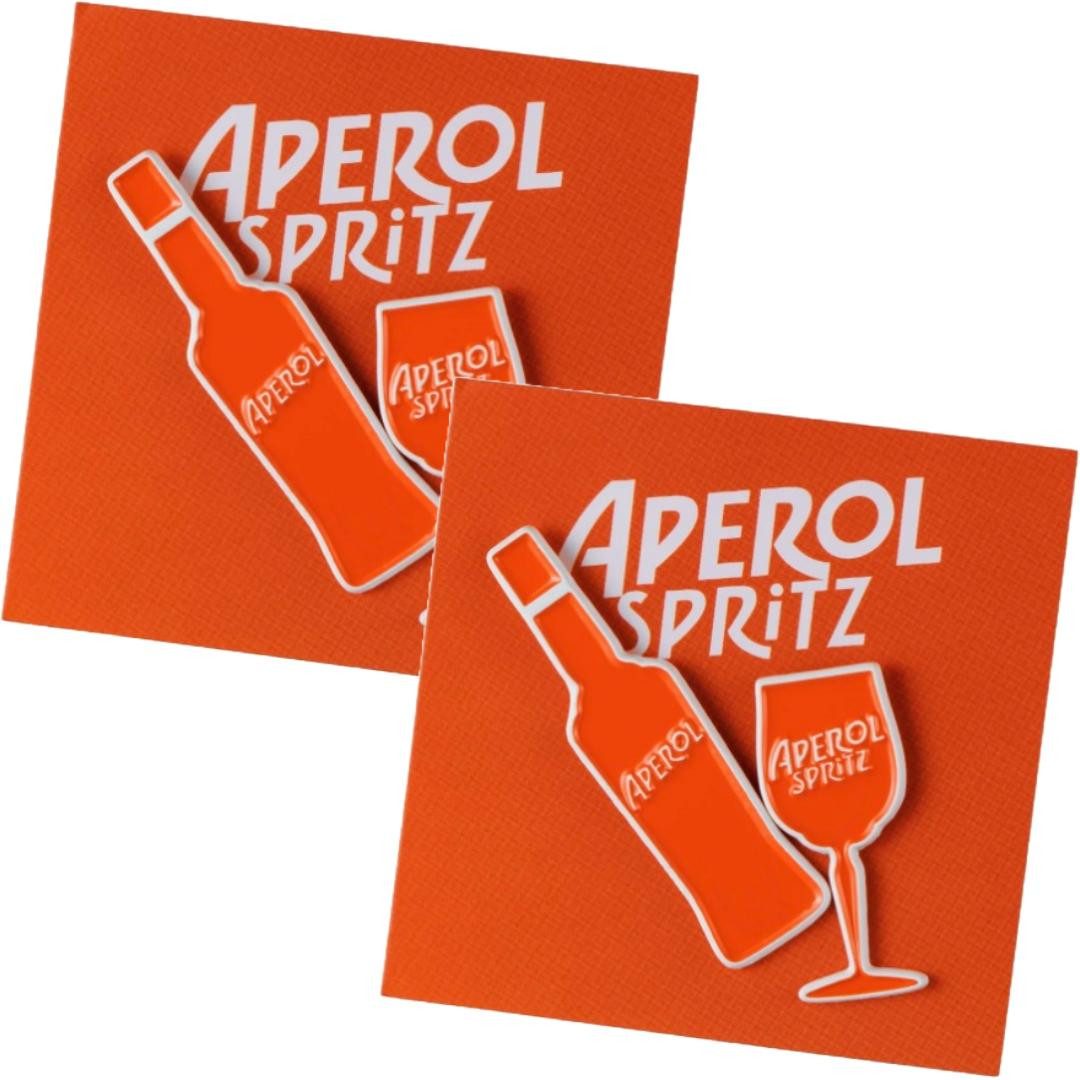Mixcompany Pin-Set Aperol Pin-Set – 2er-Pack mit je 2 Pins, Stylische Anstecker für