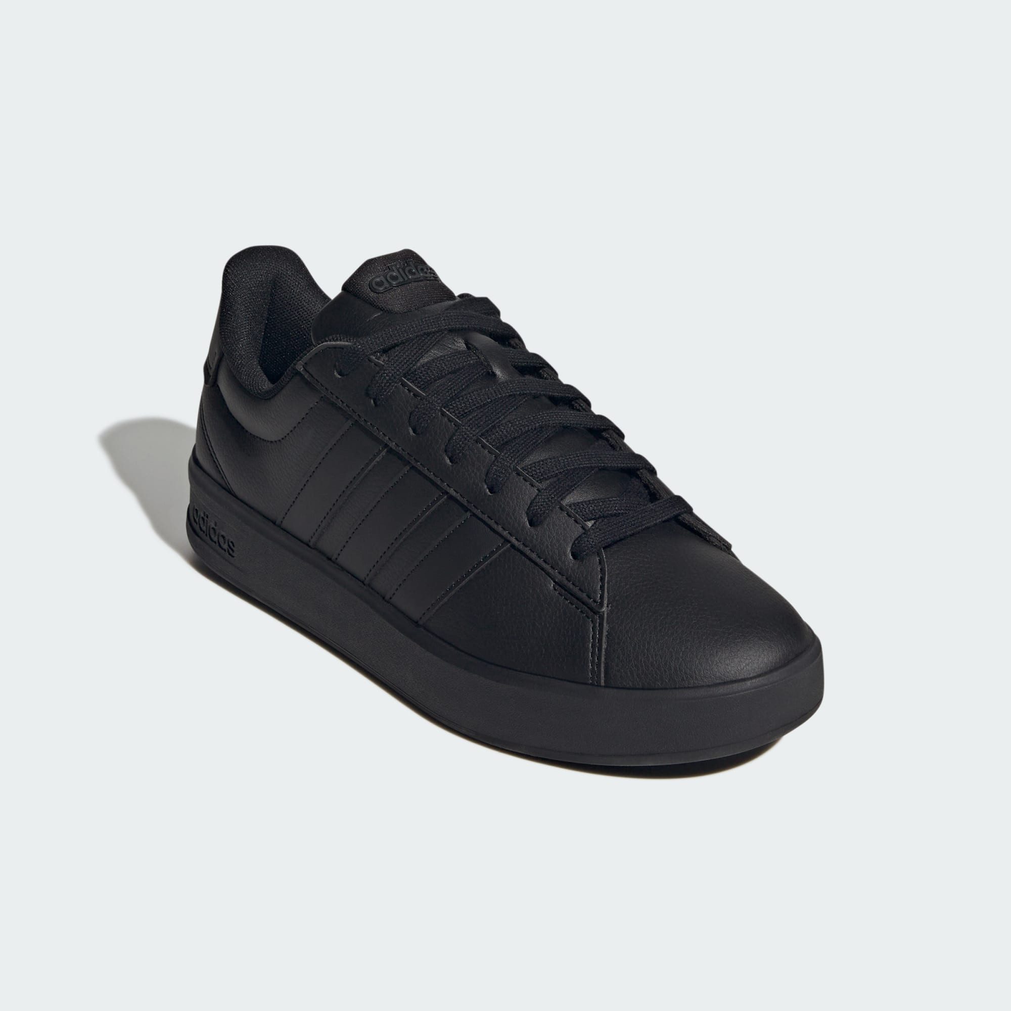 Core Black / Core Black / Carbon