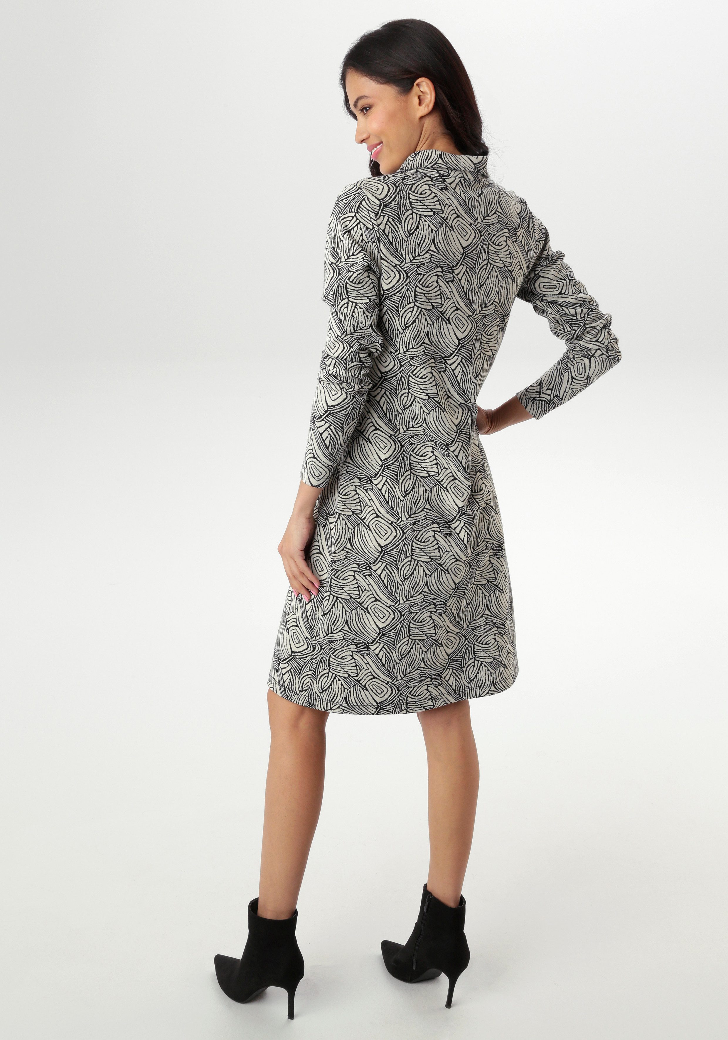 Aniston SELECTED Jerseykleid mit trendiger Jaquardmusterung günstig online kaufen