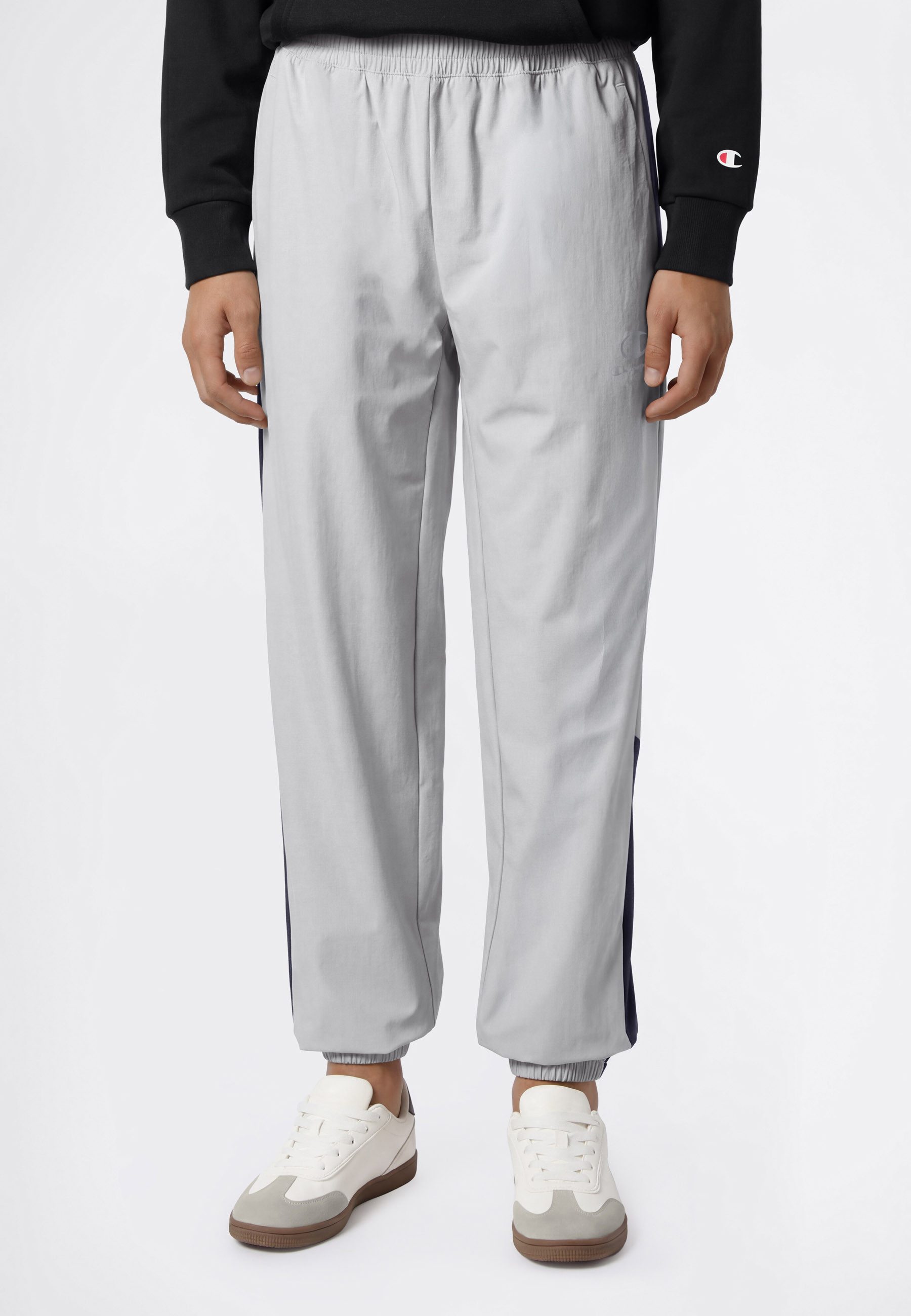 Champion Trainingshose SPORTWEAR CUFFED PANTS Slim Fit mit Bündchen für sicheren Sitz und sauberen Beinabschluss