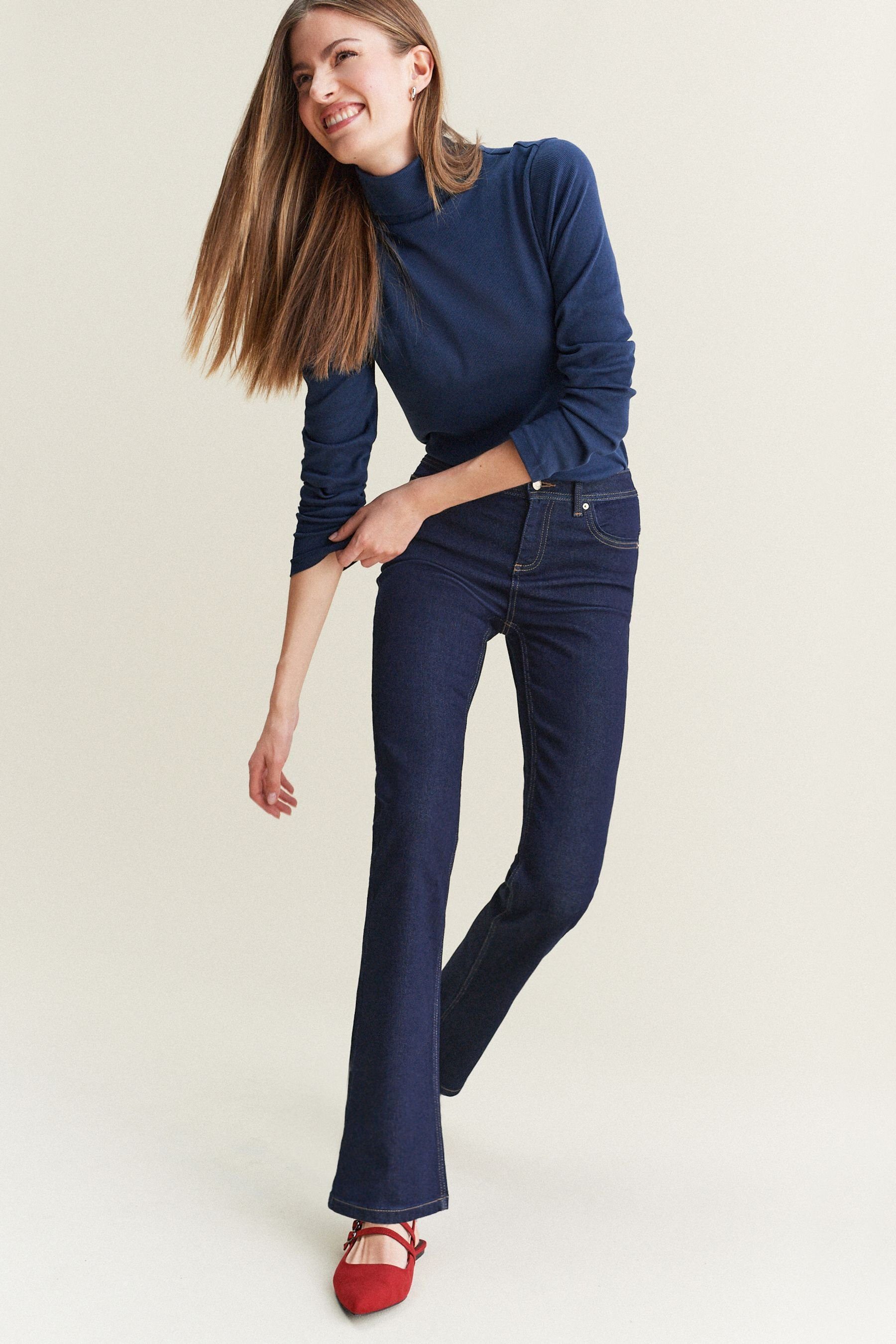 Next Bootcut-Jeans Superweiche Bootcut-Jeans (1-tlg)