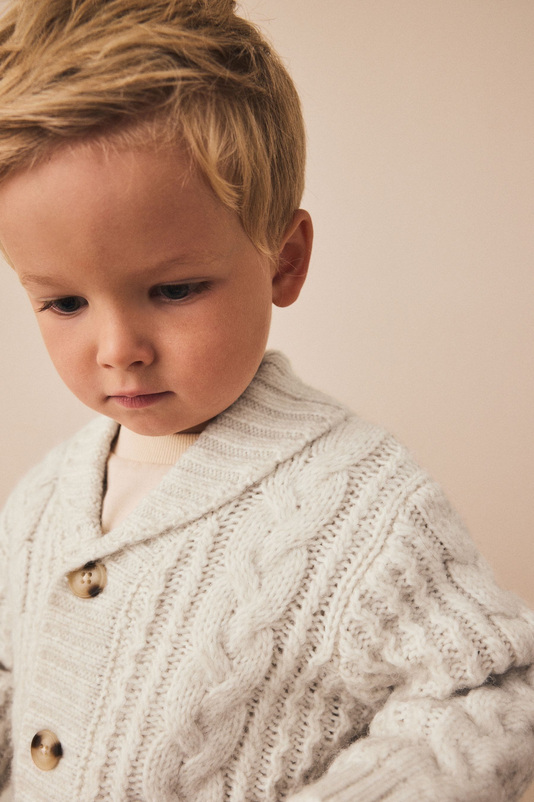 Next Strickjacke Strickjacke aus 100 % Baumwolle mit Figuren (1-tlg)