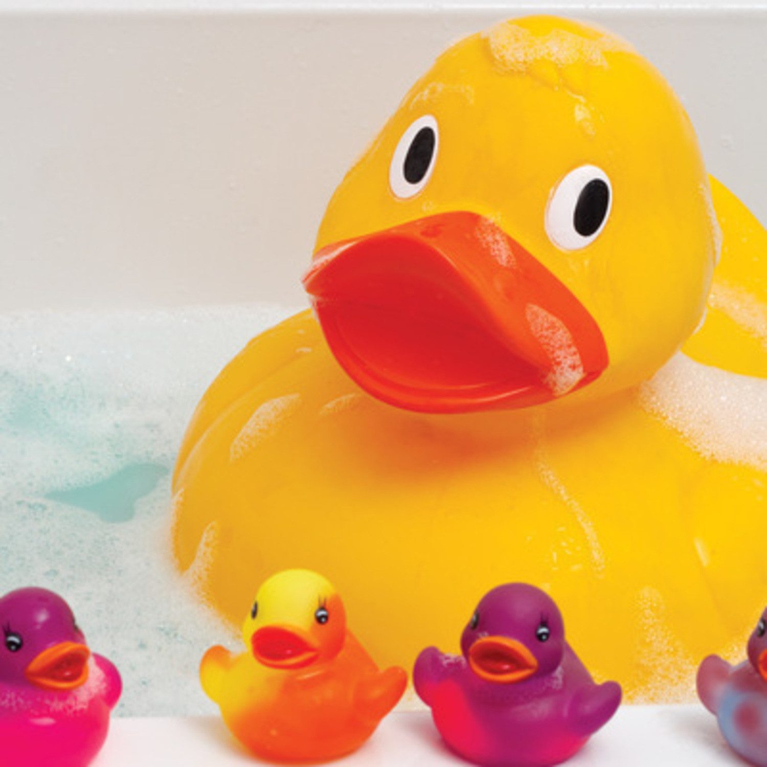 TOBAR Badespielzeug XXL Badeente mit 30 günstig online kaufen