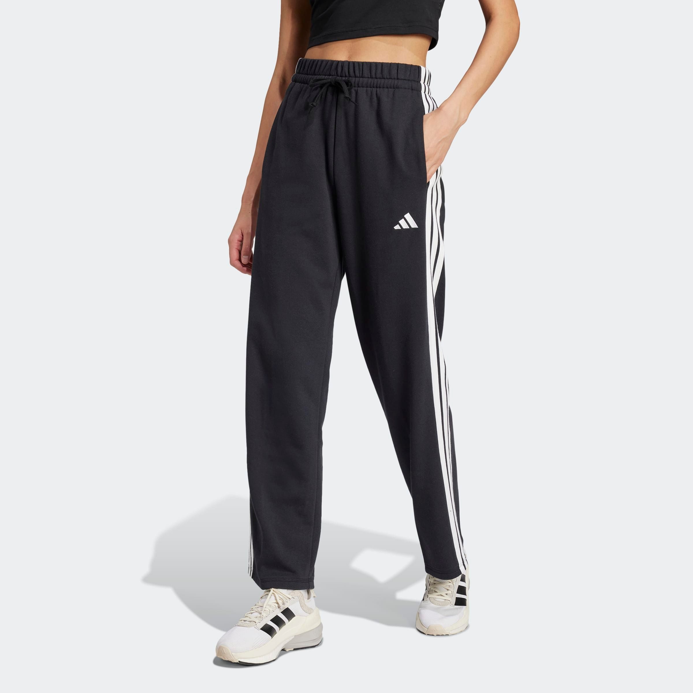adidas Sportswear Sporthose ESSENTIALS 3-STREIFEN OPEN HEM FRENCH TERRY Reguläre Passform, aus weichem French Terry