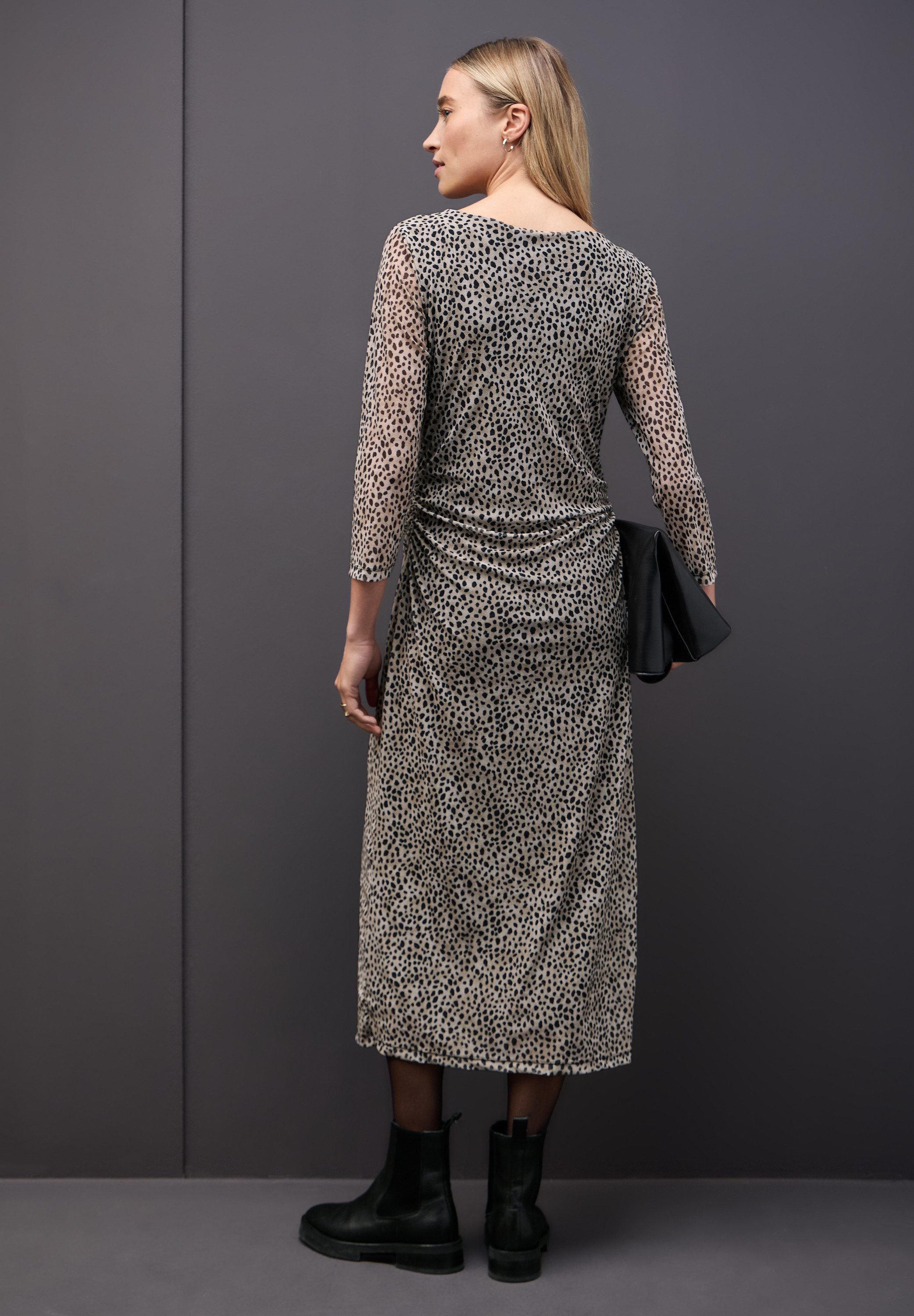 STREET ONE Meshkleid mit Leo-Muster, seitliche Raffungen