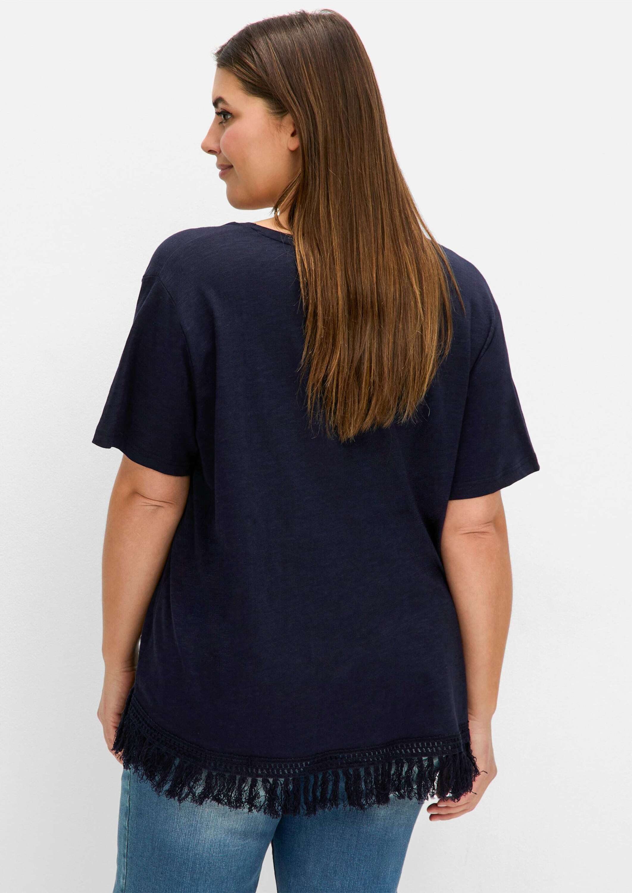 Sheego T-Shirt T-Shirt Kurzarm mit V-Ausschnitt und Fransen am Saum günstig online kaufen