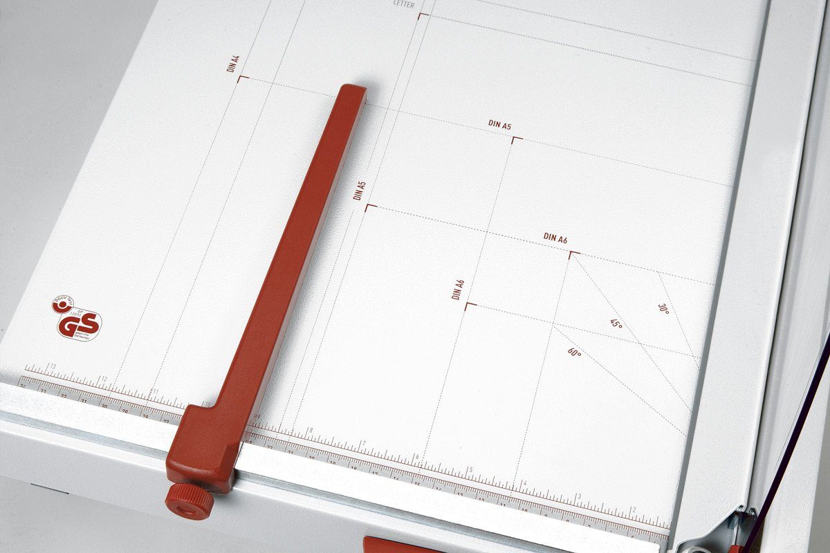 IDEAL Hebelschneidemaschine 1046, bis DIN A3 (356 x 510mm, Schnittlänge 460 mm, 30 Blatt Kapazität)