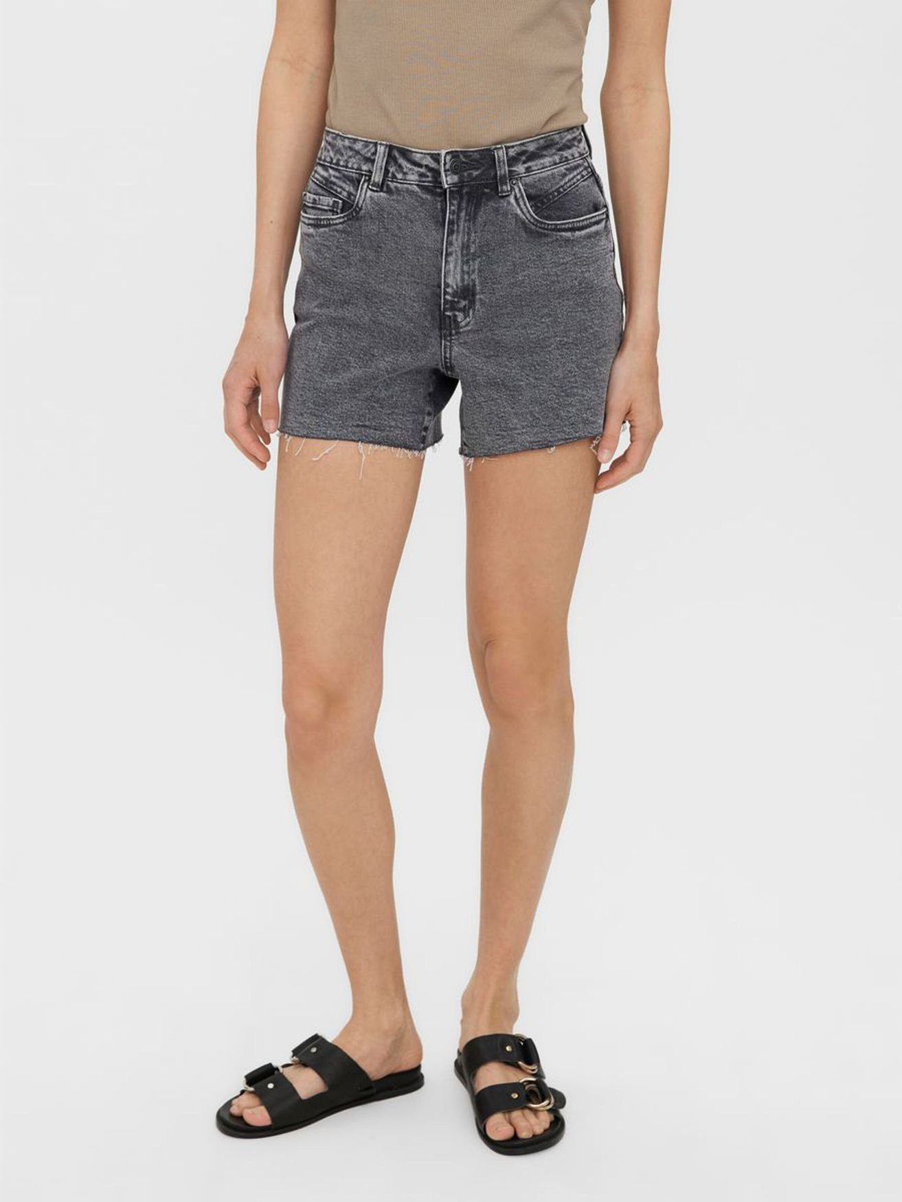 Vero Moda Jeansshorts »4110« (regular fit, 1-tlg., Reißverschluss) Denim  Jeans Shorts Kurze Hose High Waist Pants mit Fransen VMBRENDA online kaufen  | OTTO