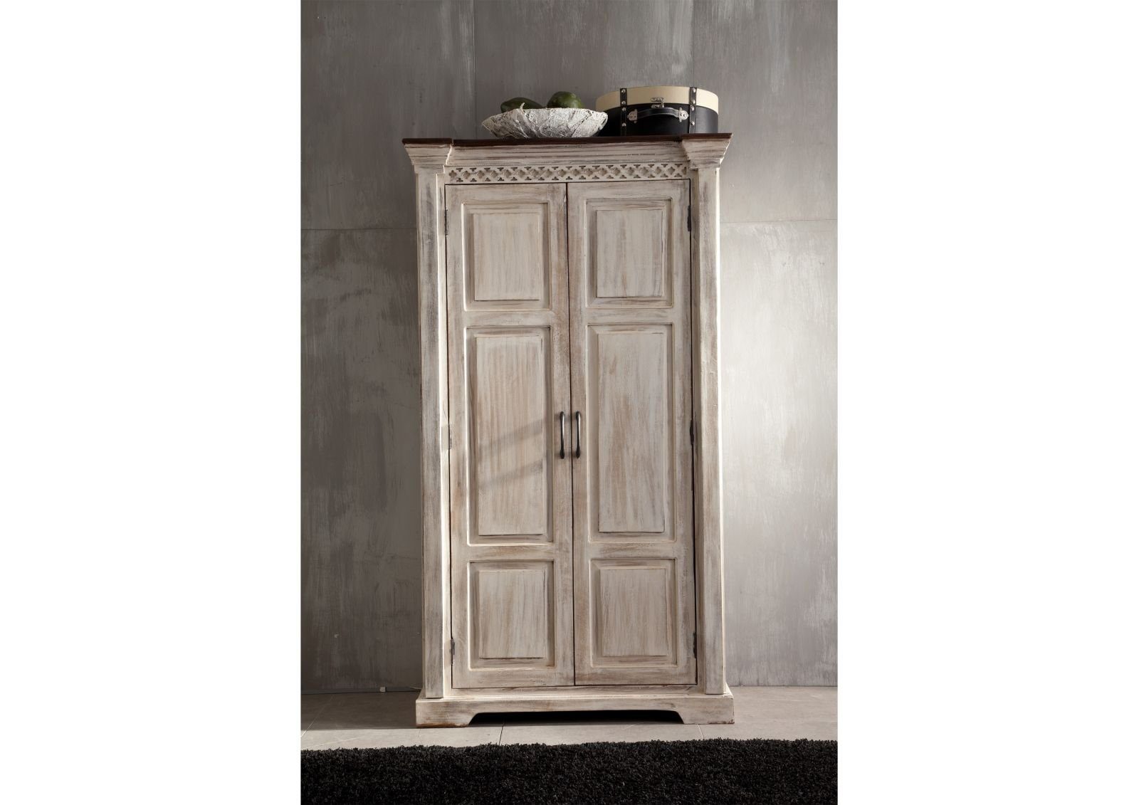 Massivmoebel24 Dreh-/Schwebetürenschrank CASTLE-ANTIK (Schrank Mango / Akazie 100x50x180 weiß gewachst CASTLE-ANTIK #239) Schrank Mango / Akazie 100x50x180 weiß gewachst CASTLE-ANTIK #239